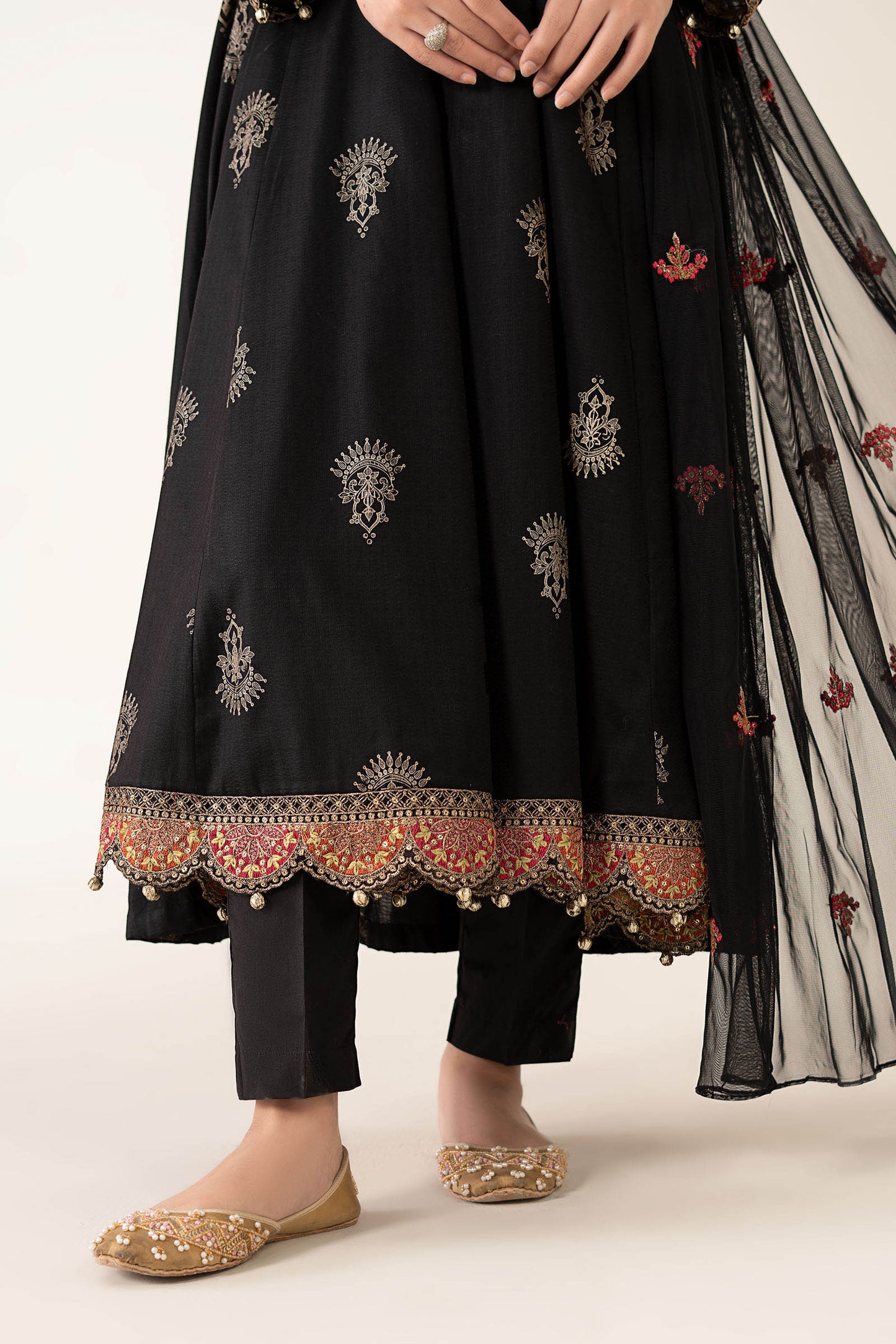 3 Piece Embroidered Lawn Suit