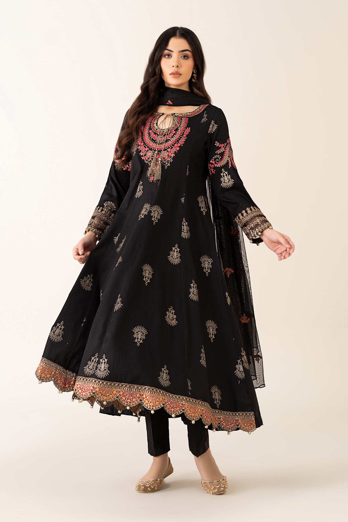 3 Piece Embroidered Lawn Suit