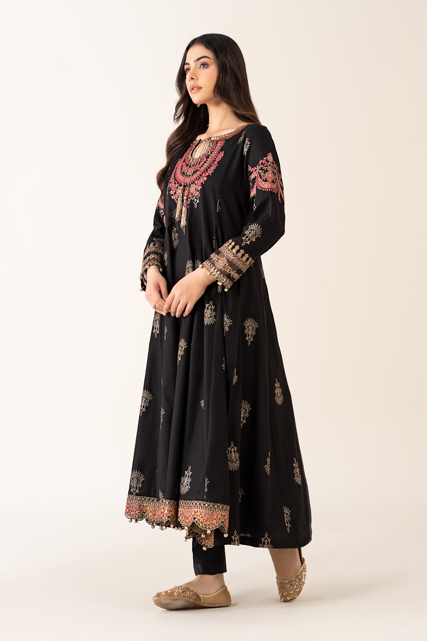 3 Piece Embroidered Lawn Suit