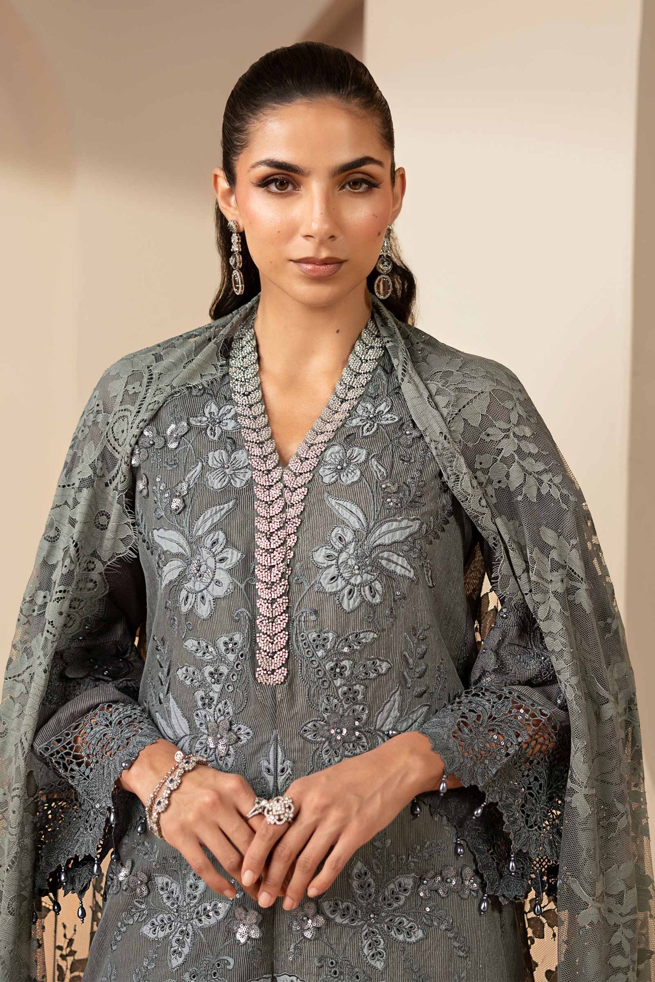 3 Piece Embroidered Lawn Karandi Suit