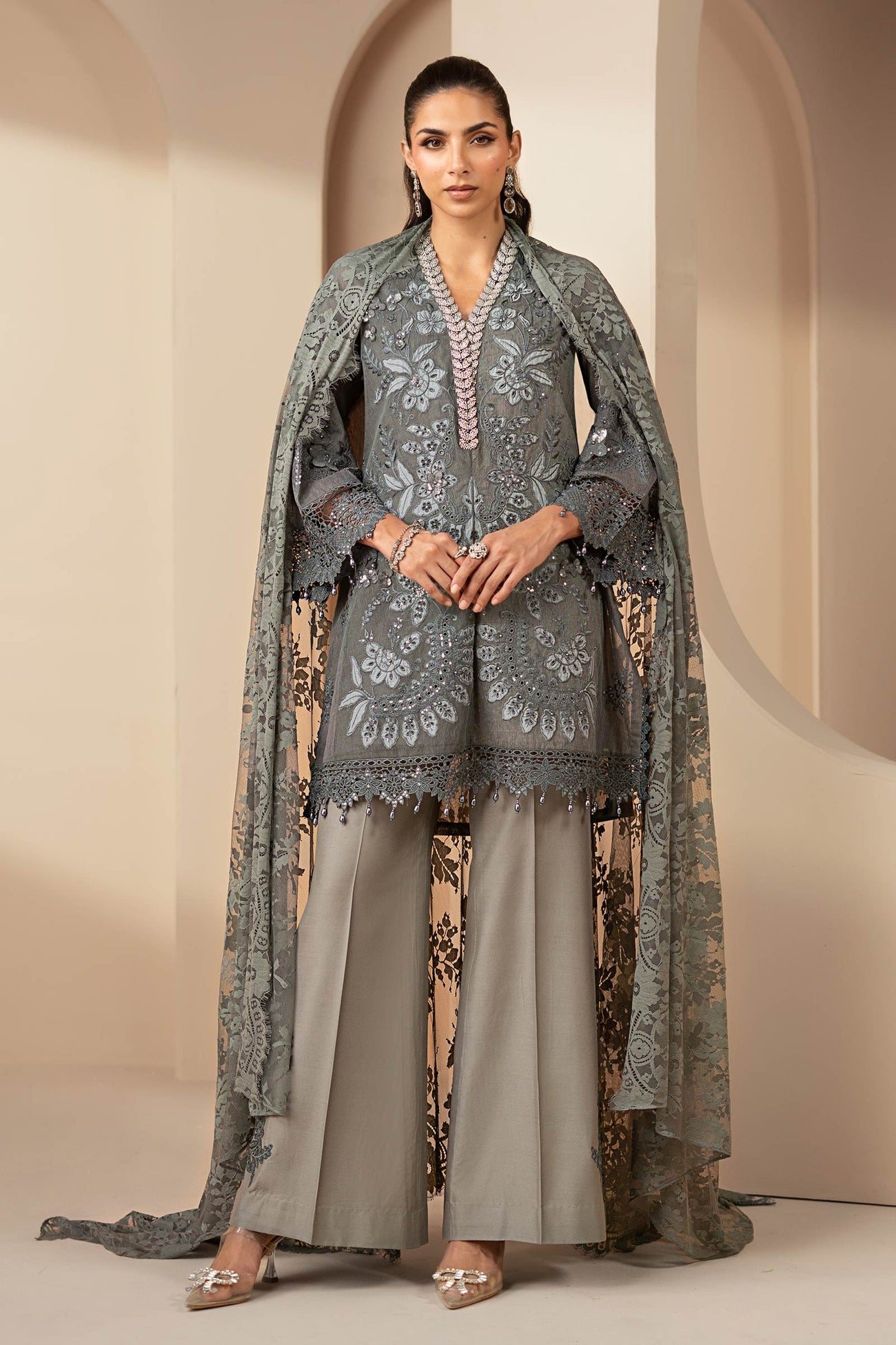 3 Piece Embroidered Lawn Karandi Suit