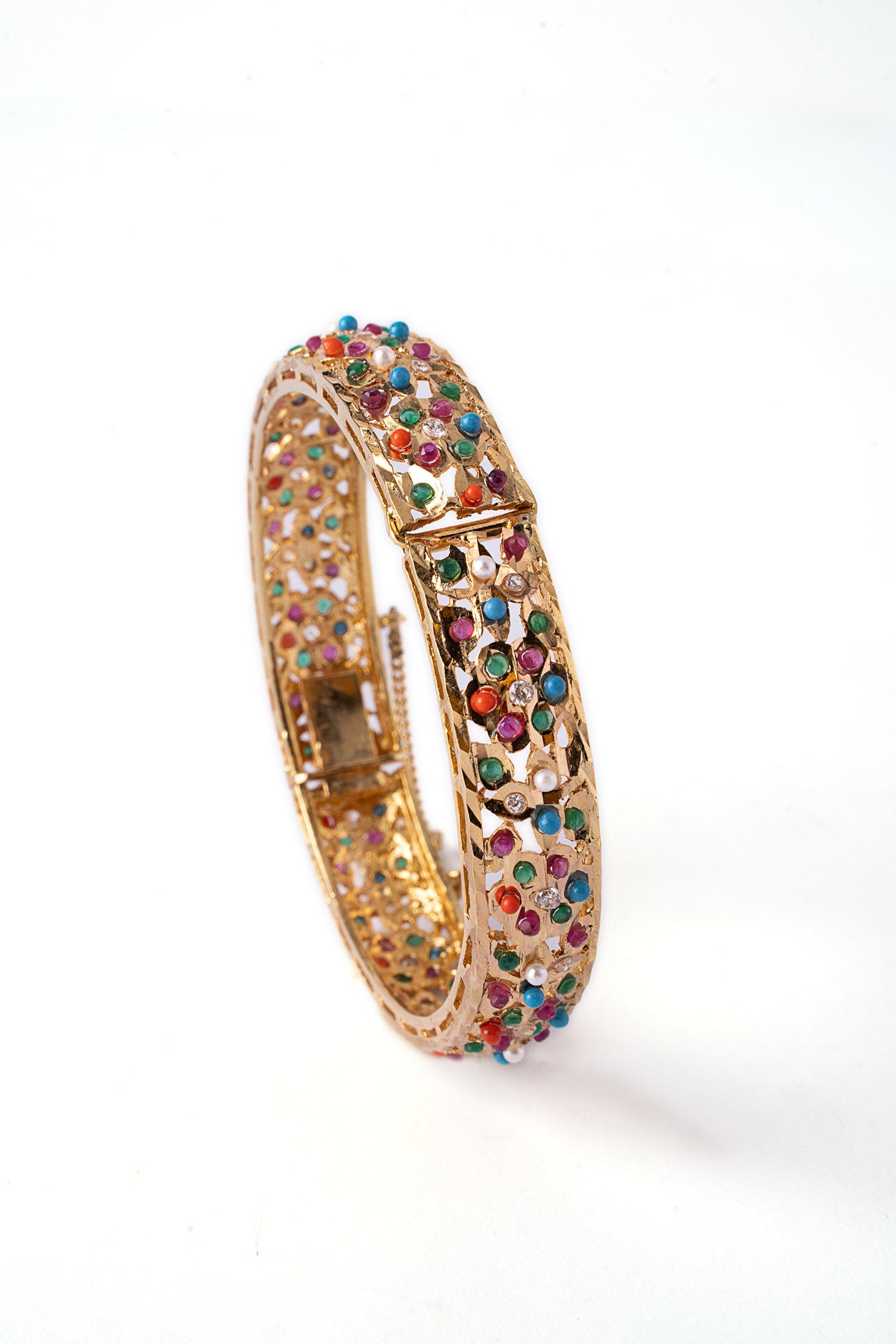 Pearl Petal Bangle