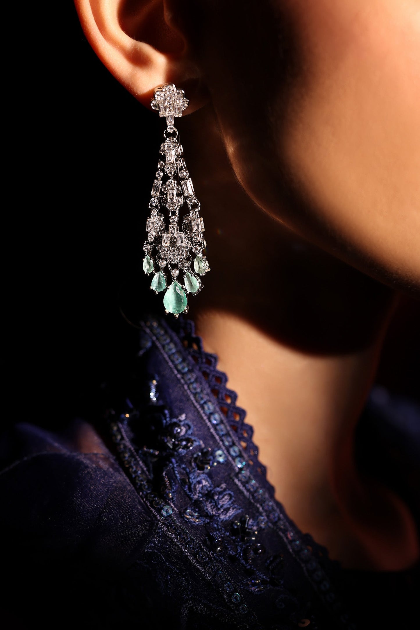 Vanta Earrings