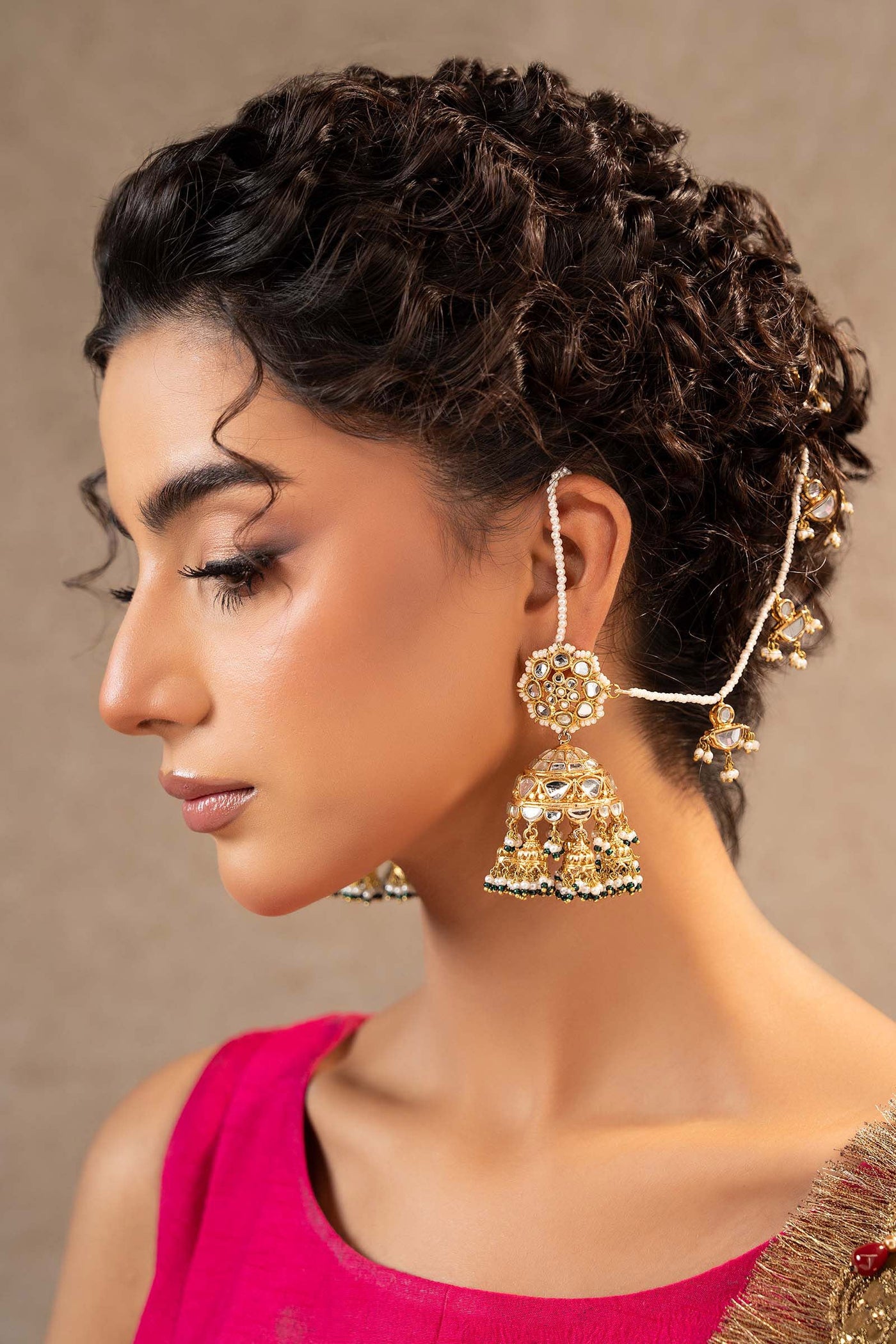 Sutrika Jhumka