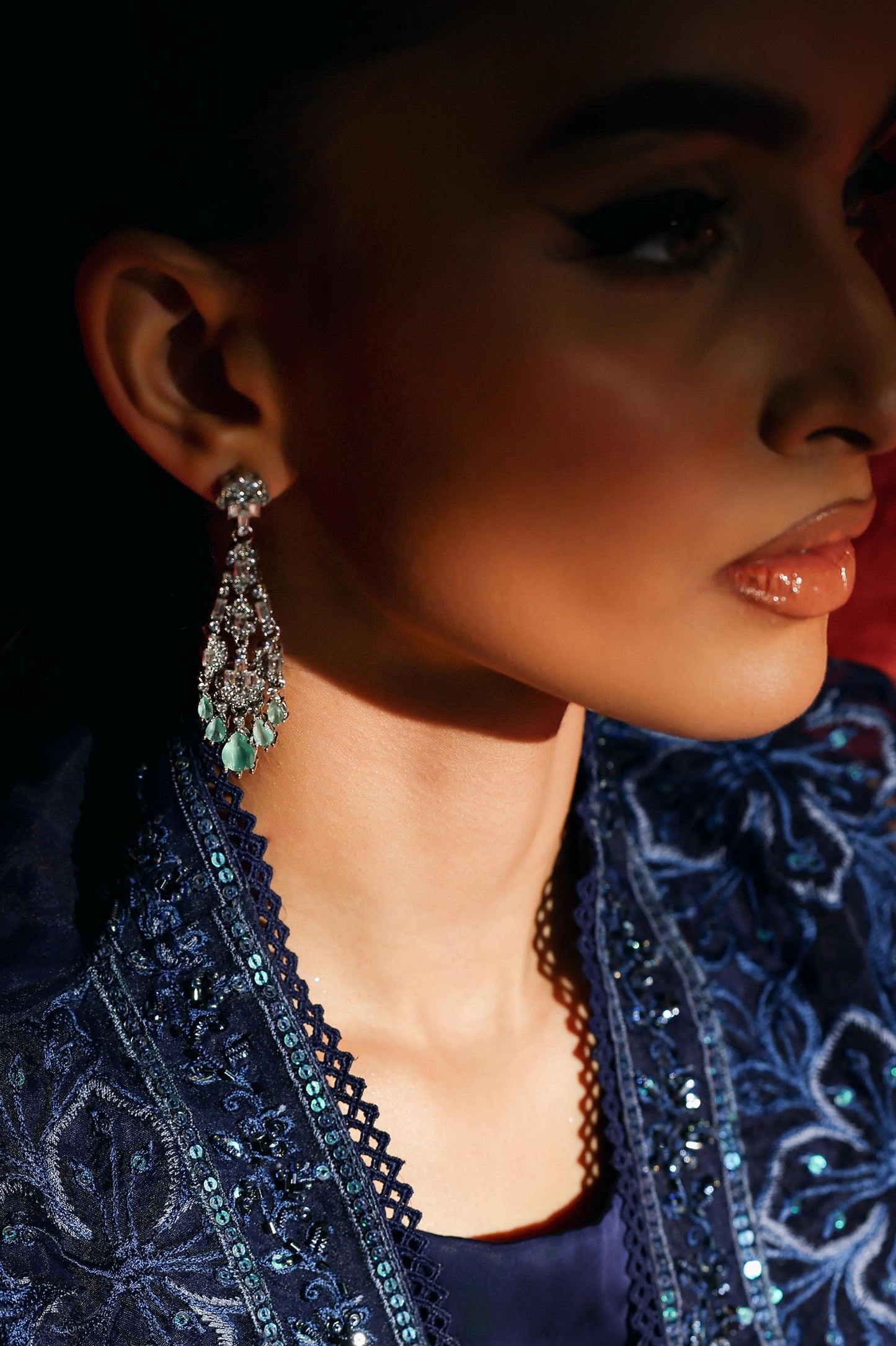Vanta Earrings