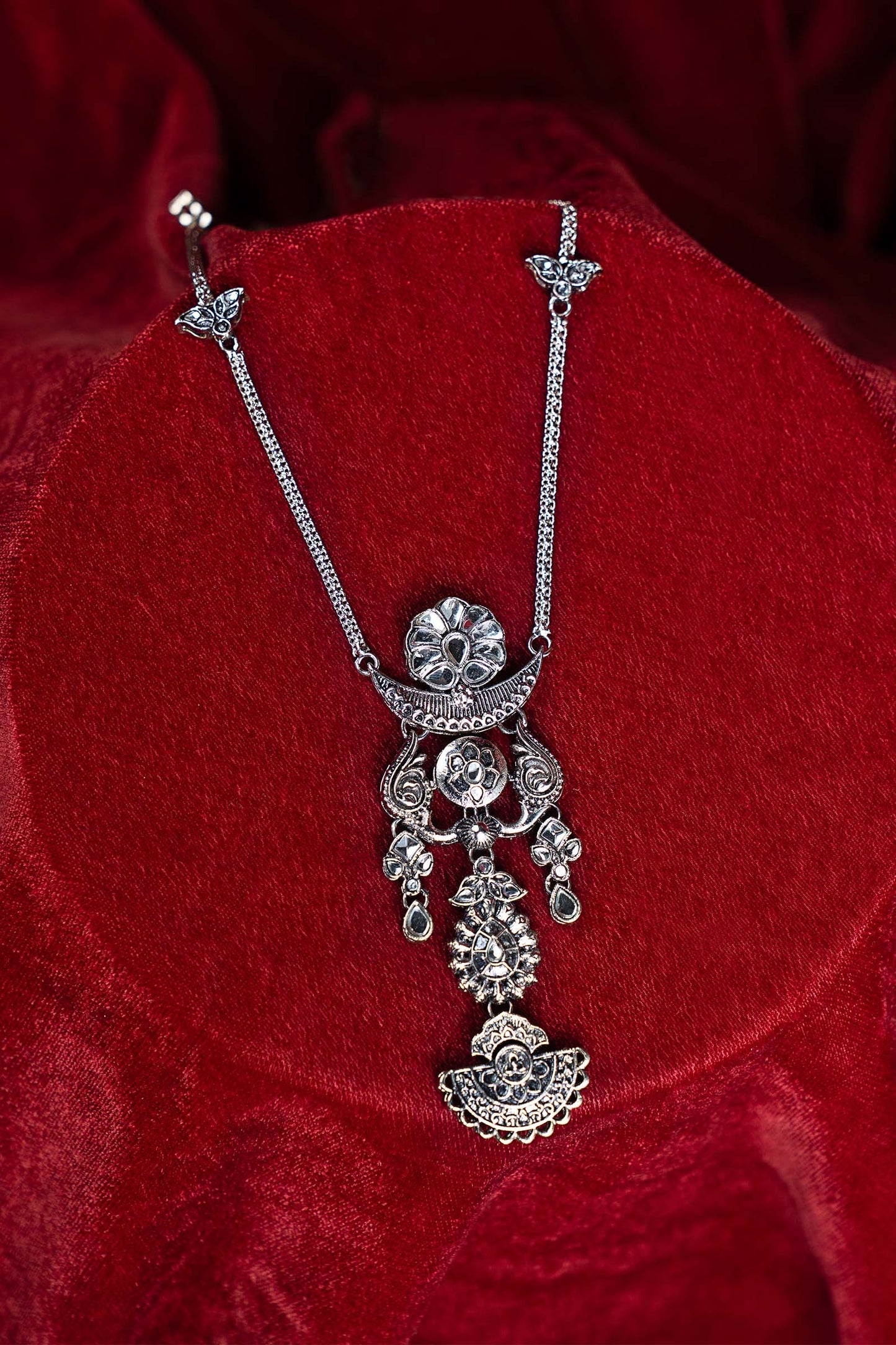 Noorina Pendant