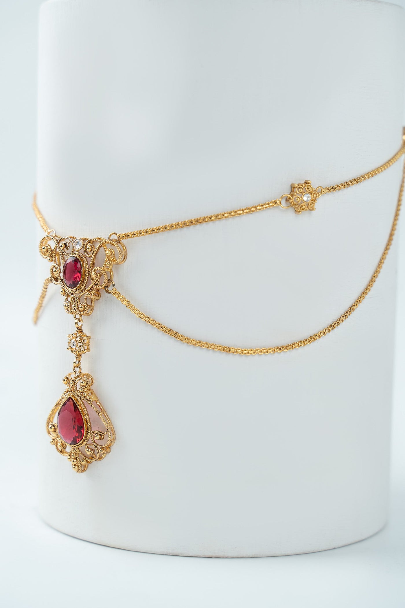 Zarquilla Pendant