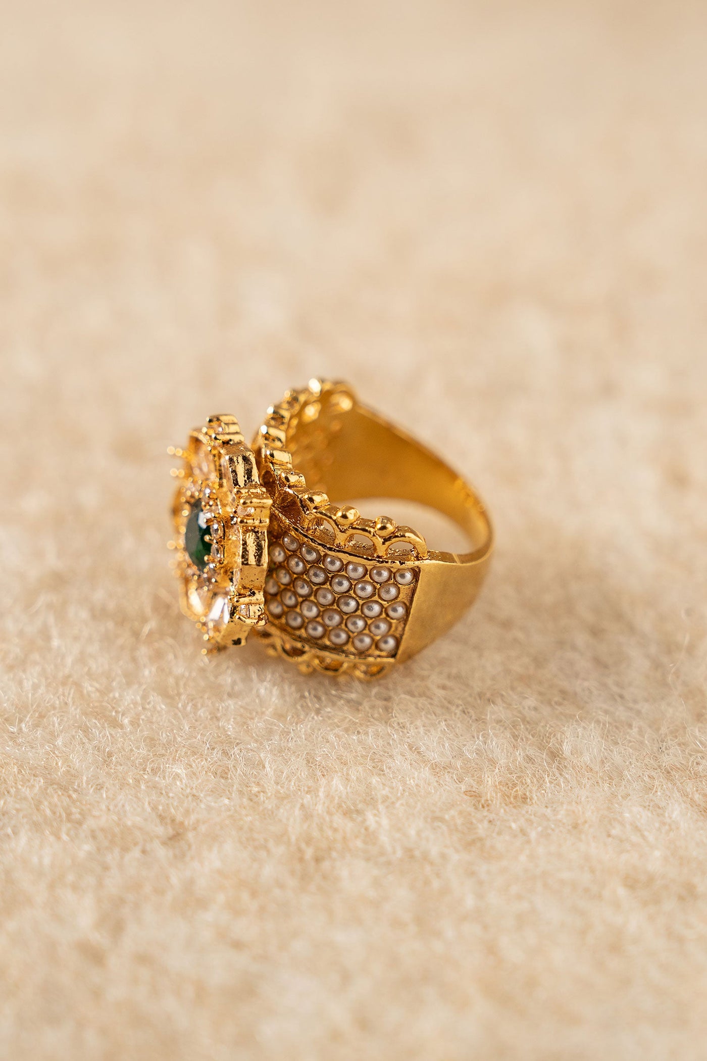 Zironyxa Ring