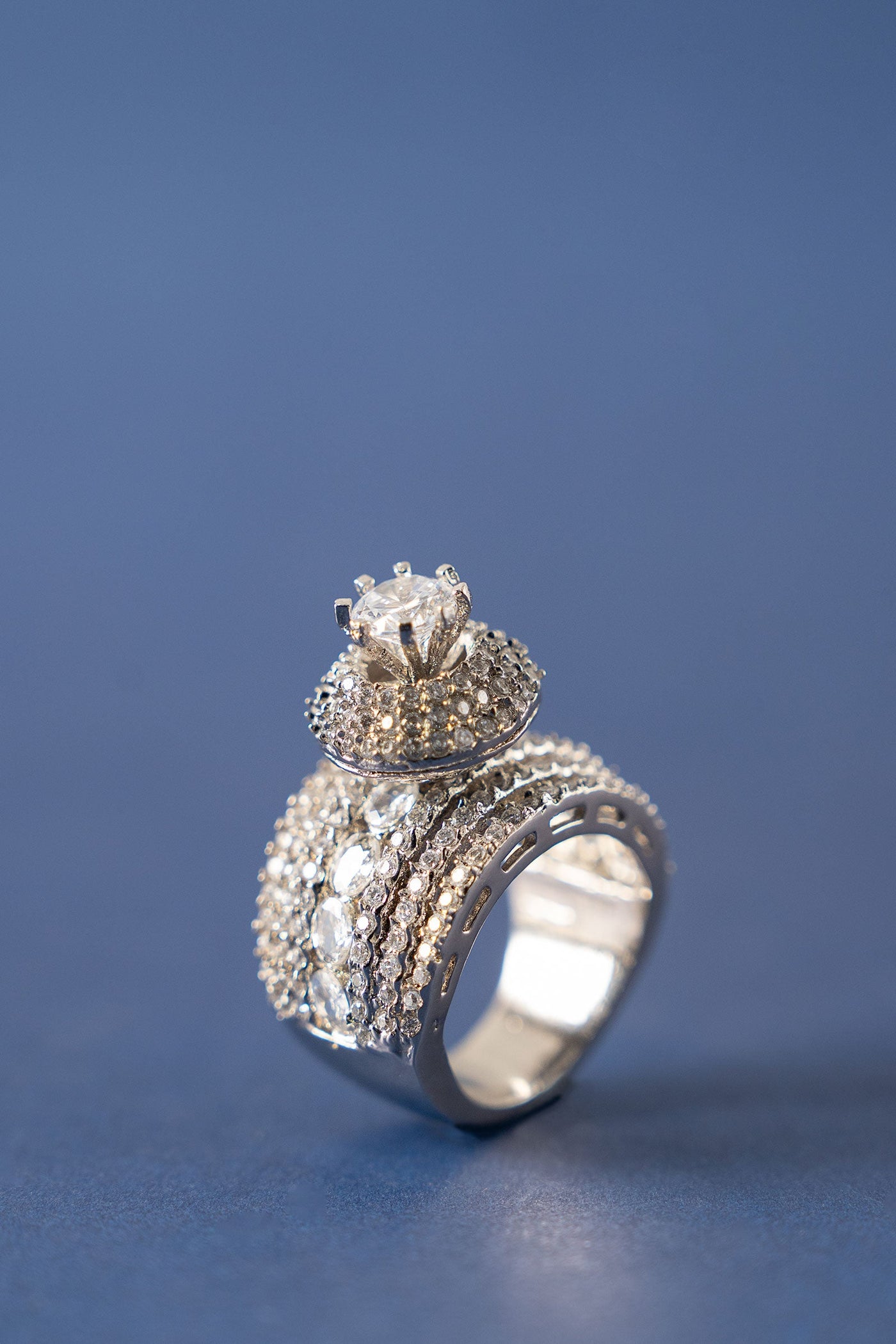 Lurezia Ring