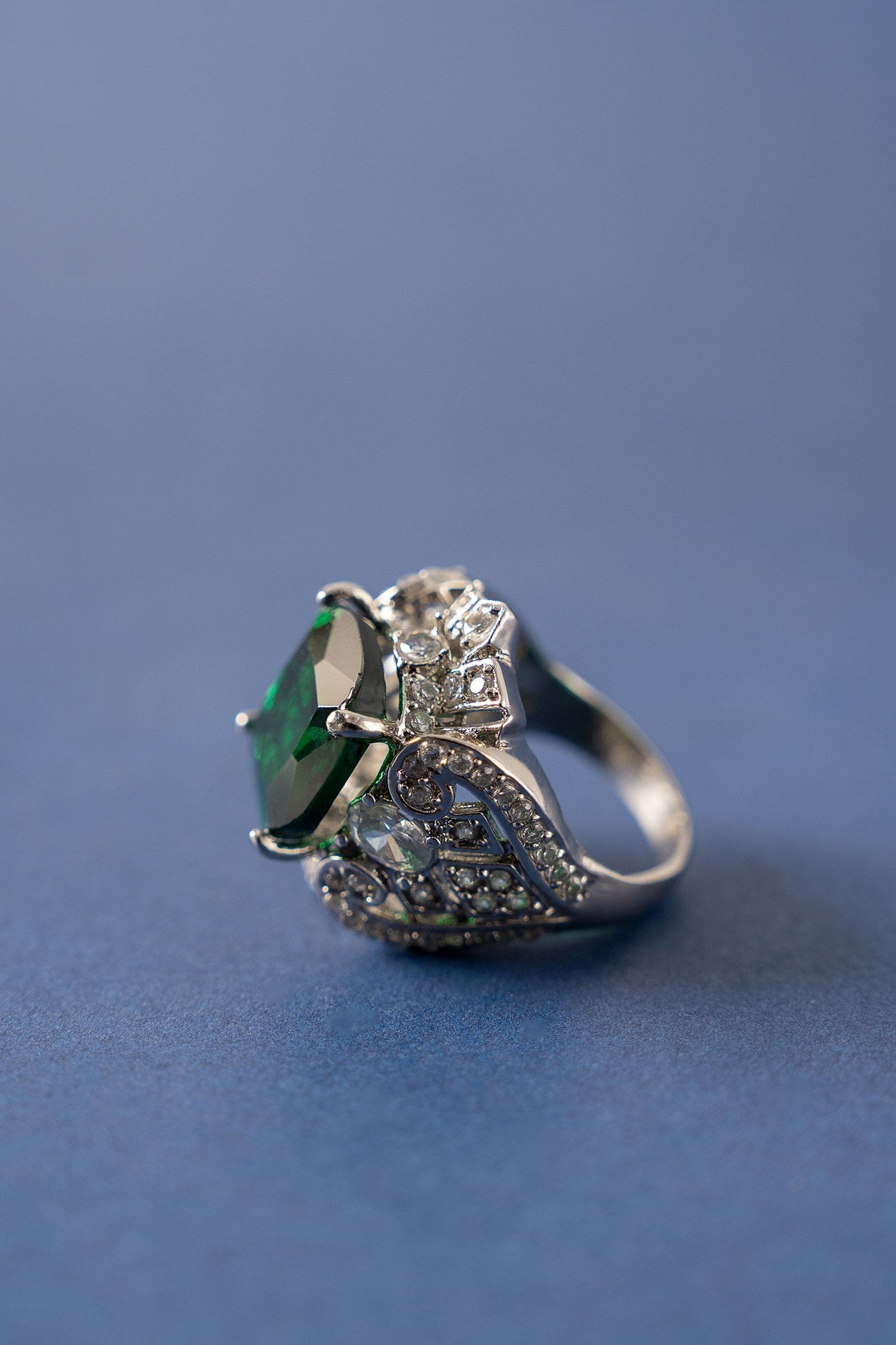 Noirvel Ring