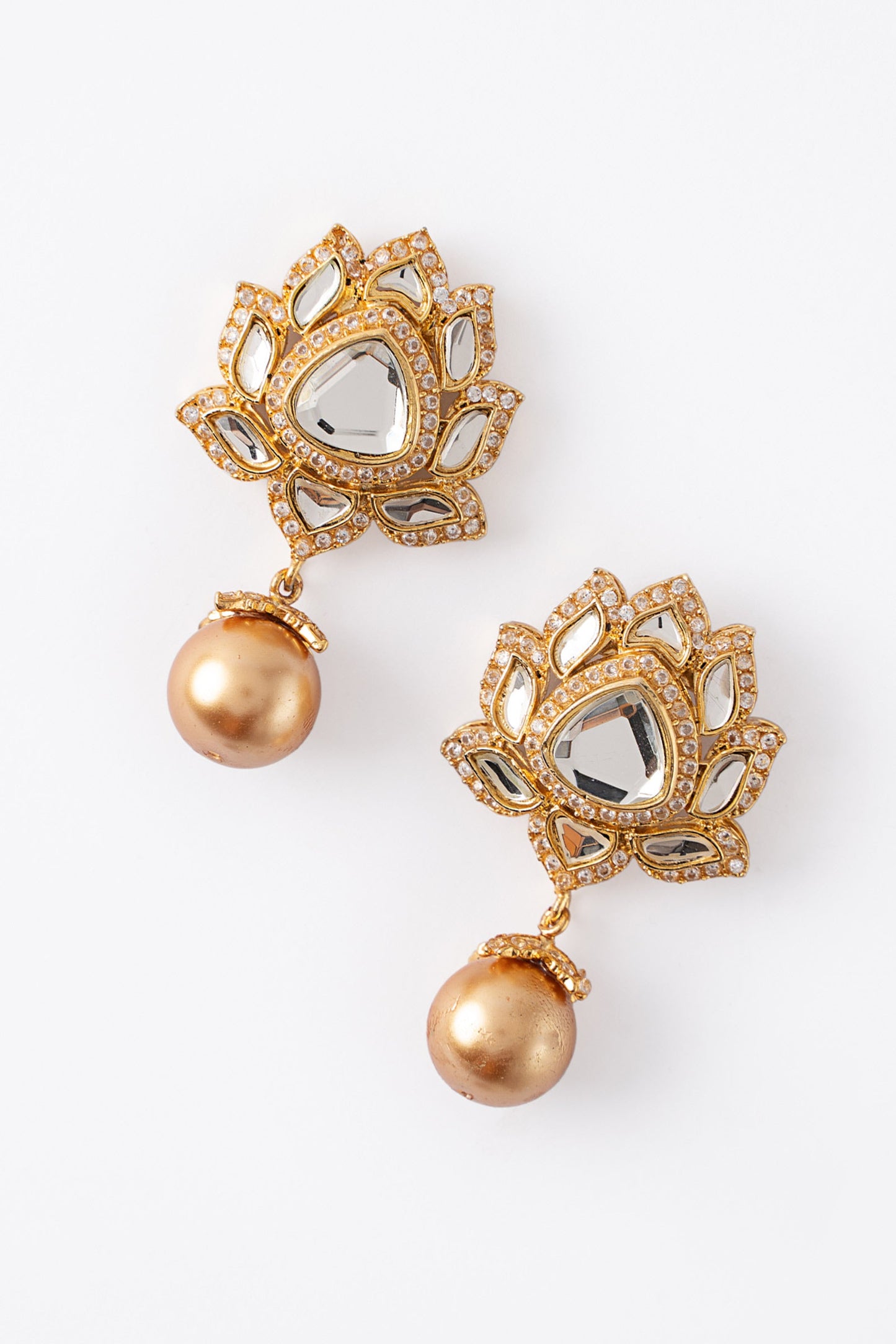 Juman Studs
