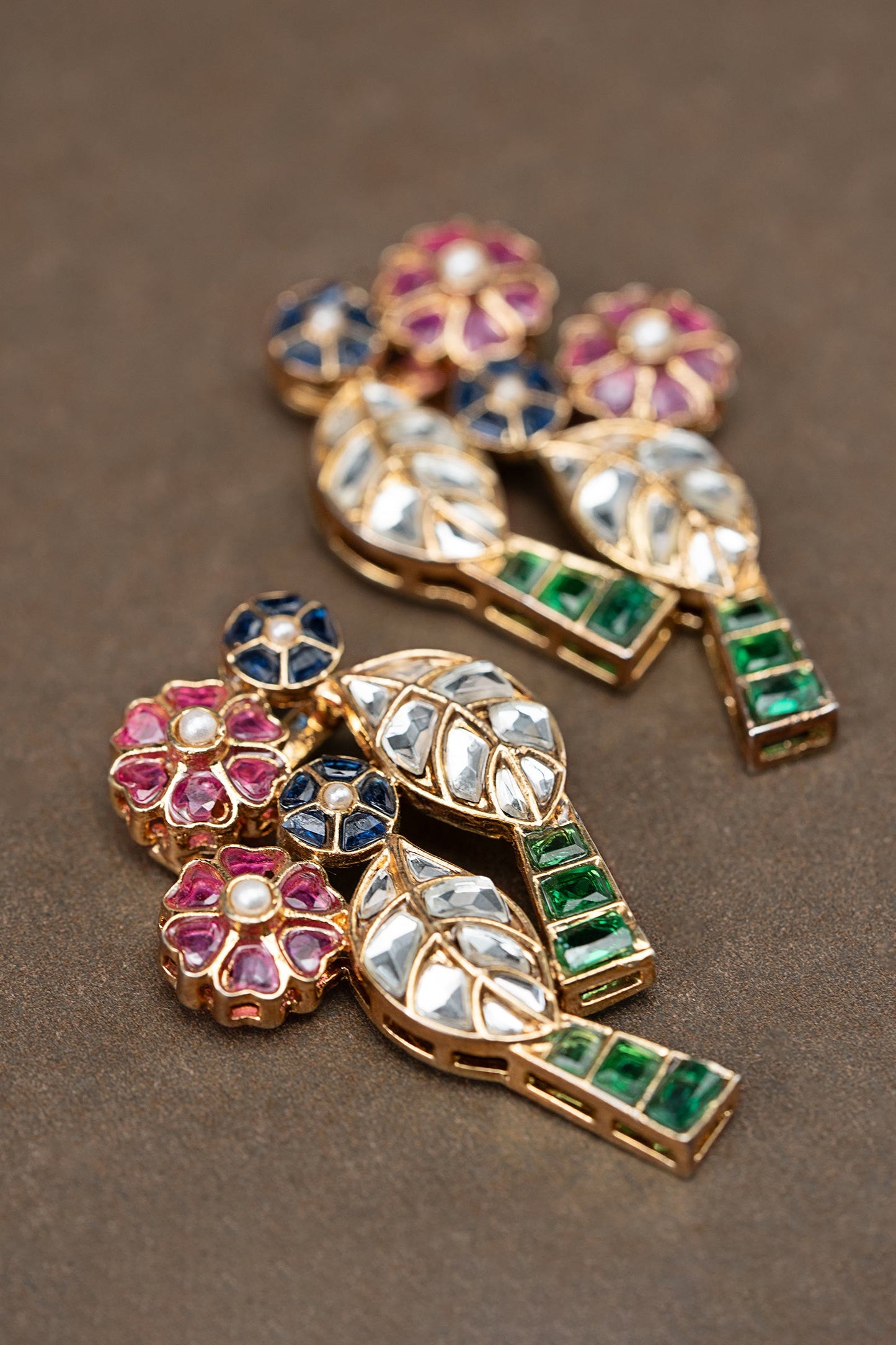 Nazina Studs