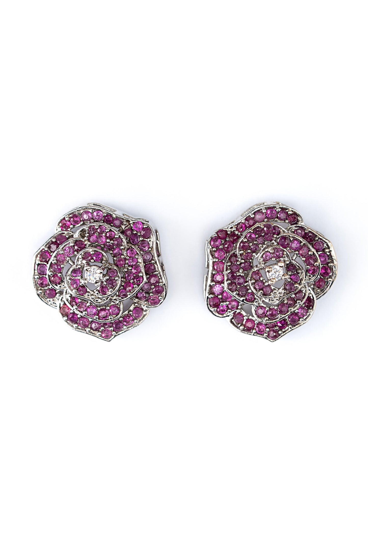 Rozmeen Studs