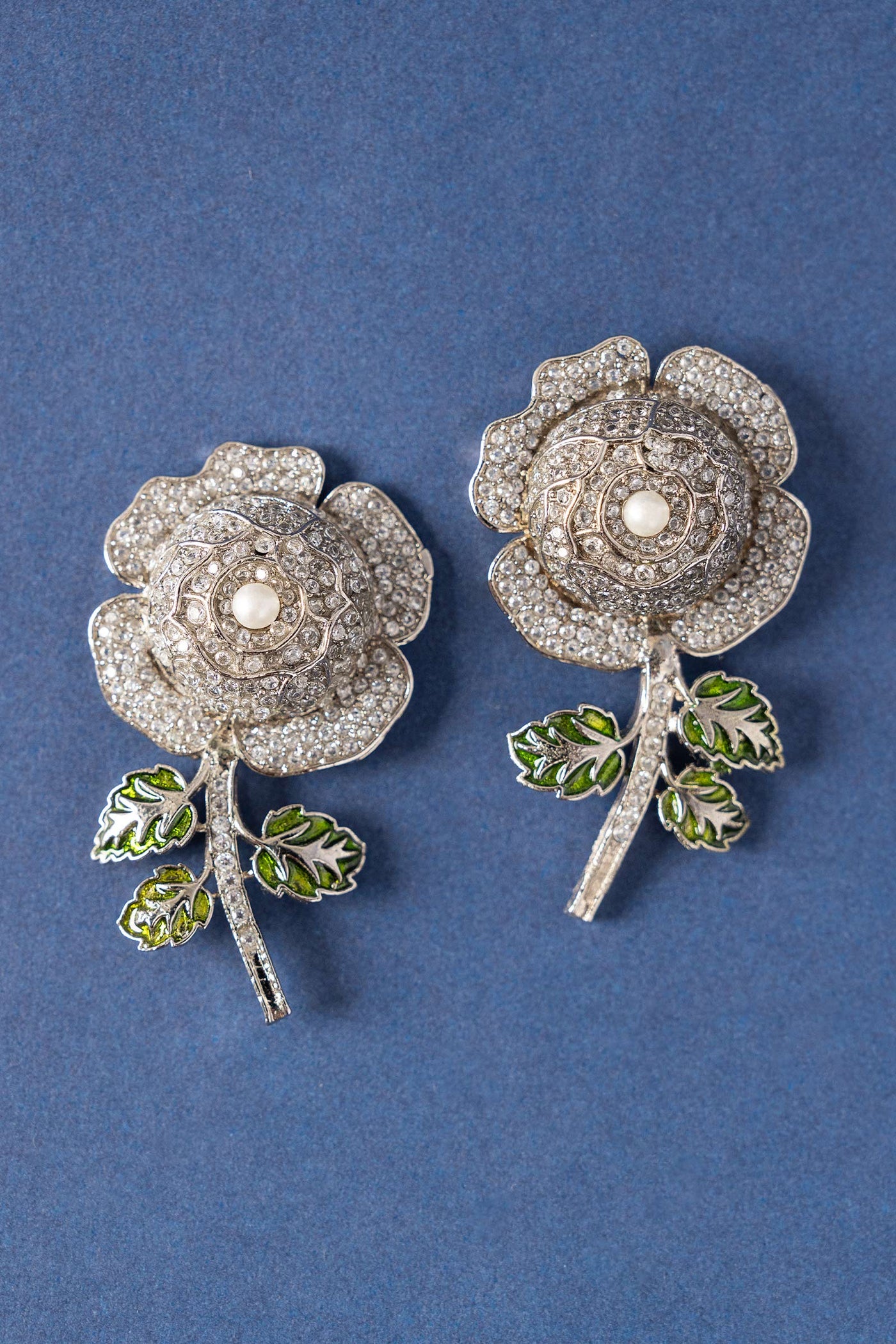Rosavi Studs