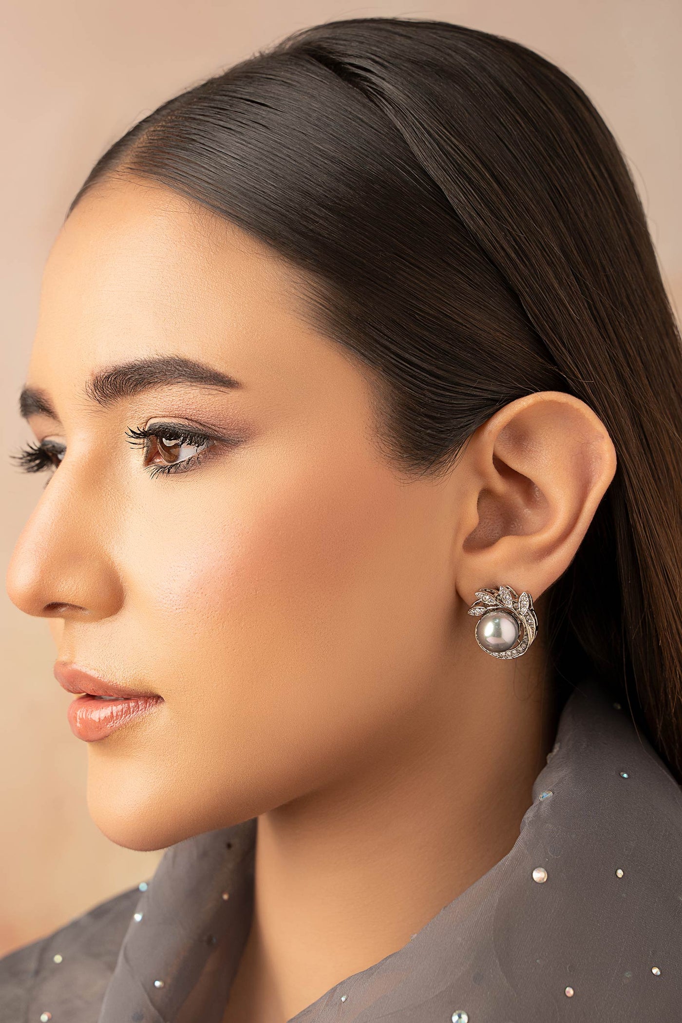 Leaf Studs
