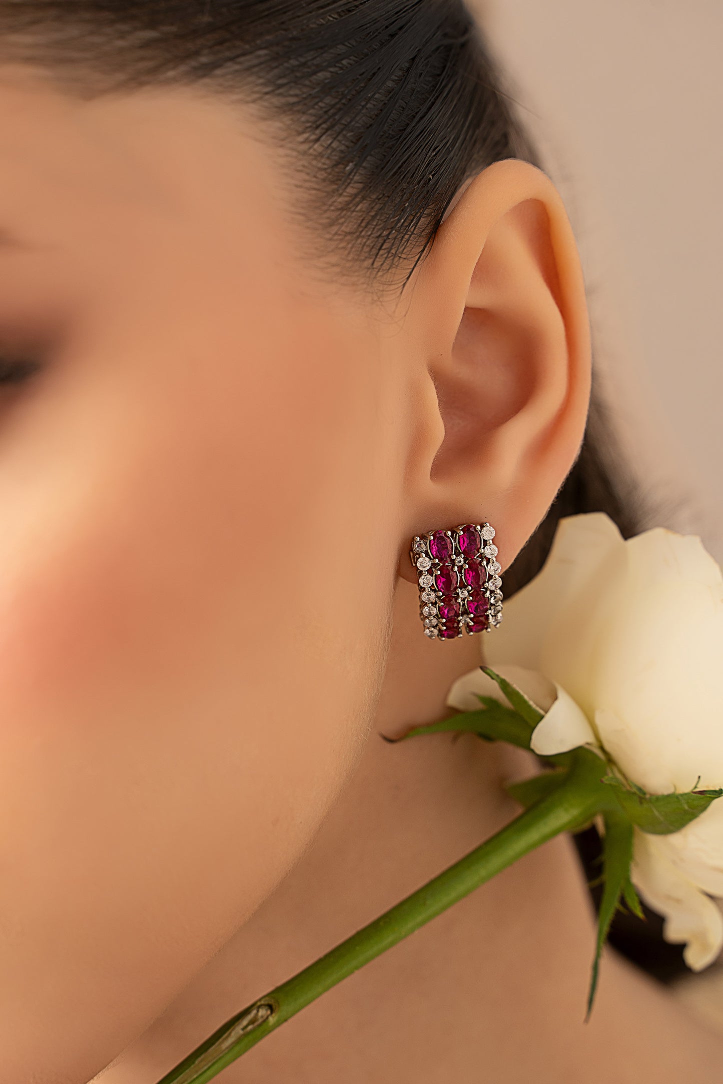 Injila Studs
