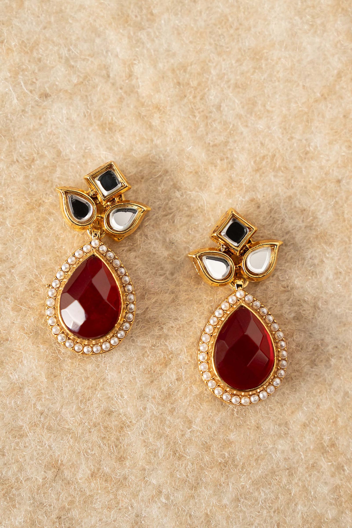 Zarflora Studs