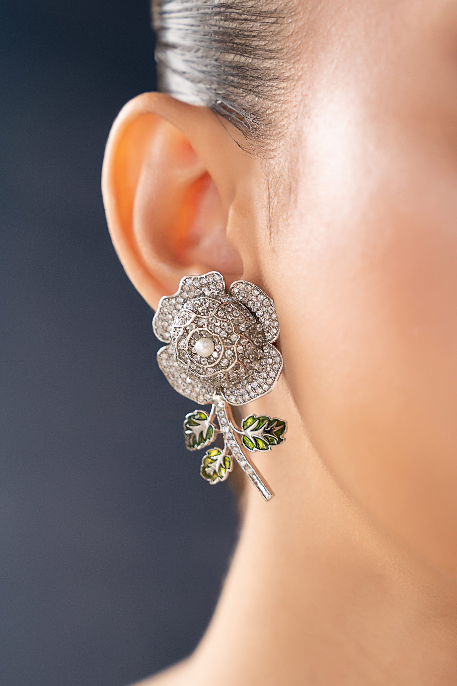 Rosavi Studs