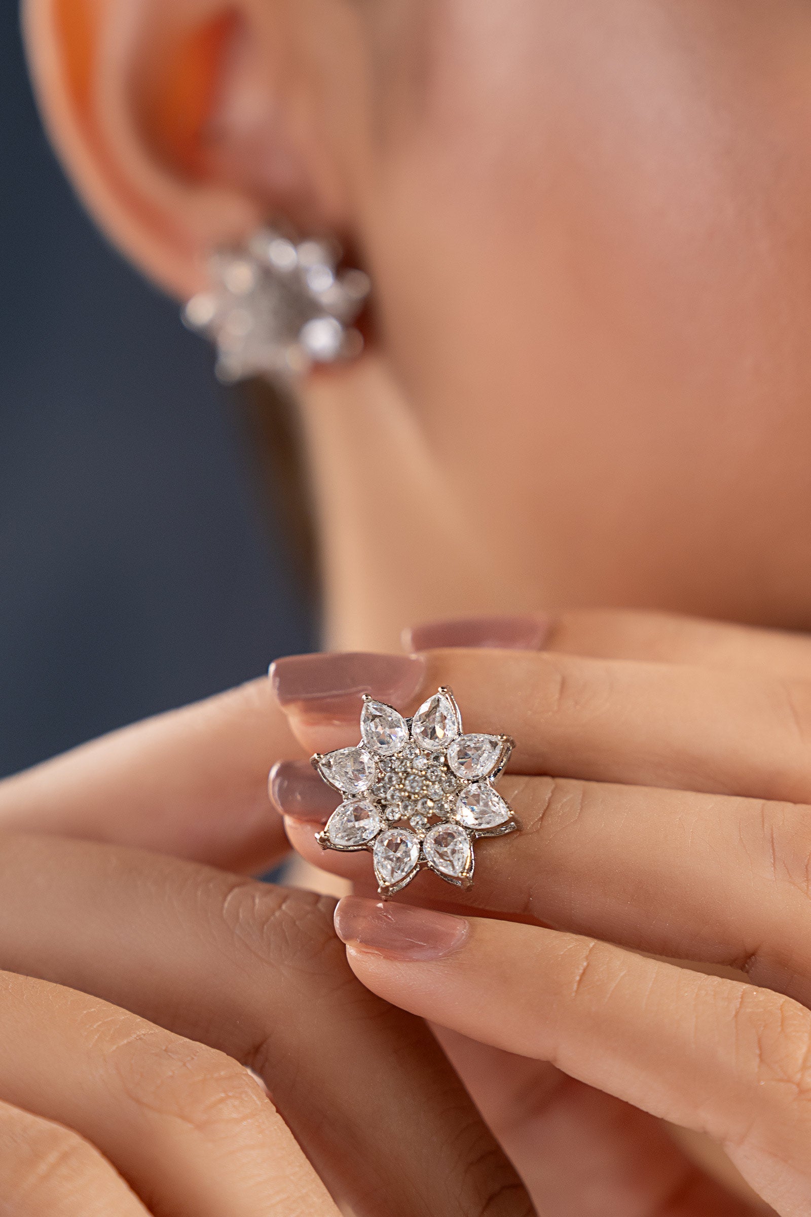 Snovia Studs