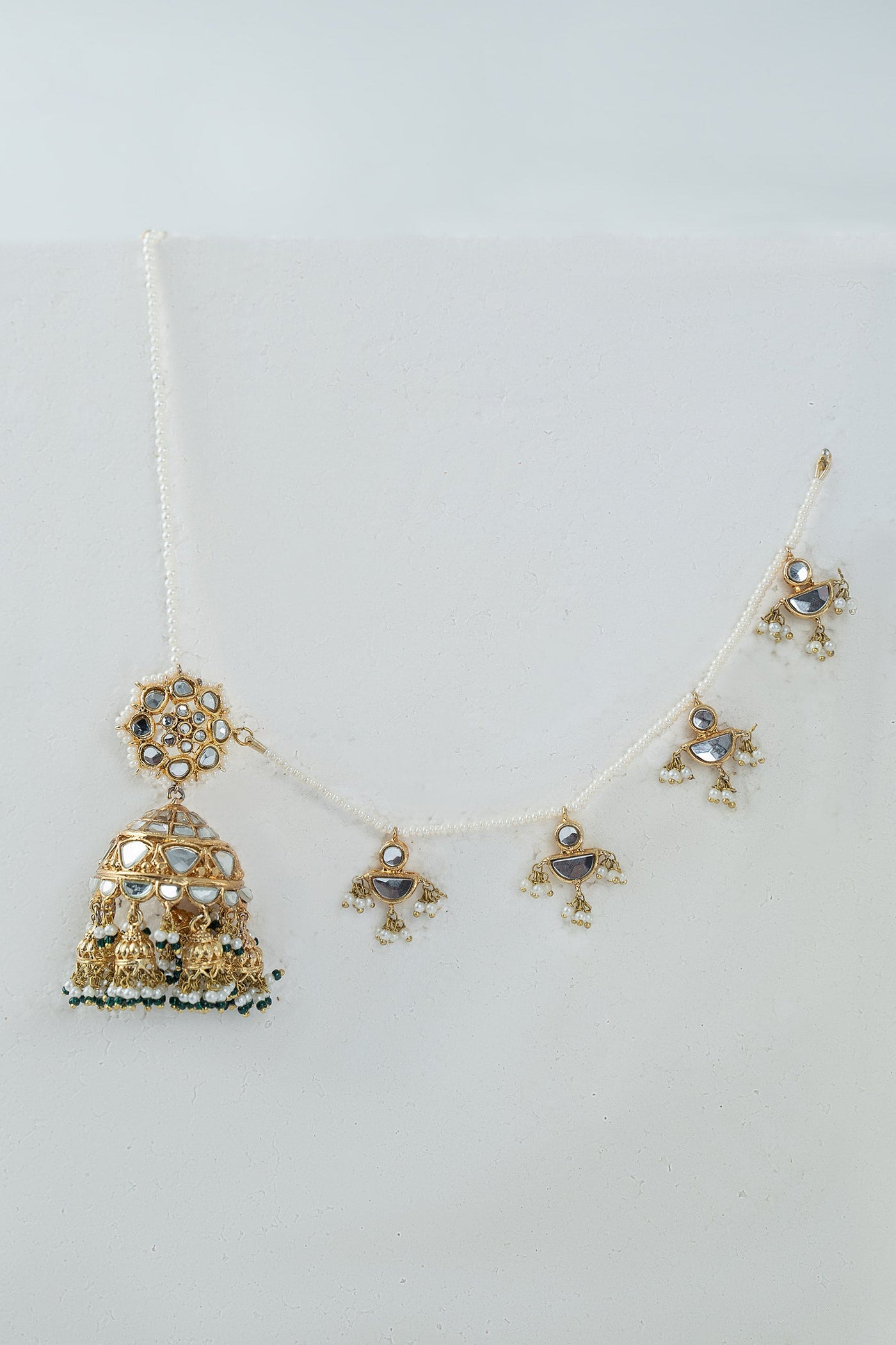 Sutrika Jhumka