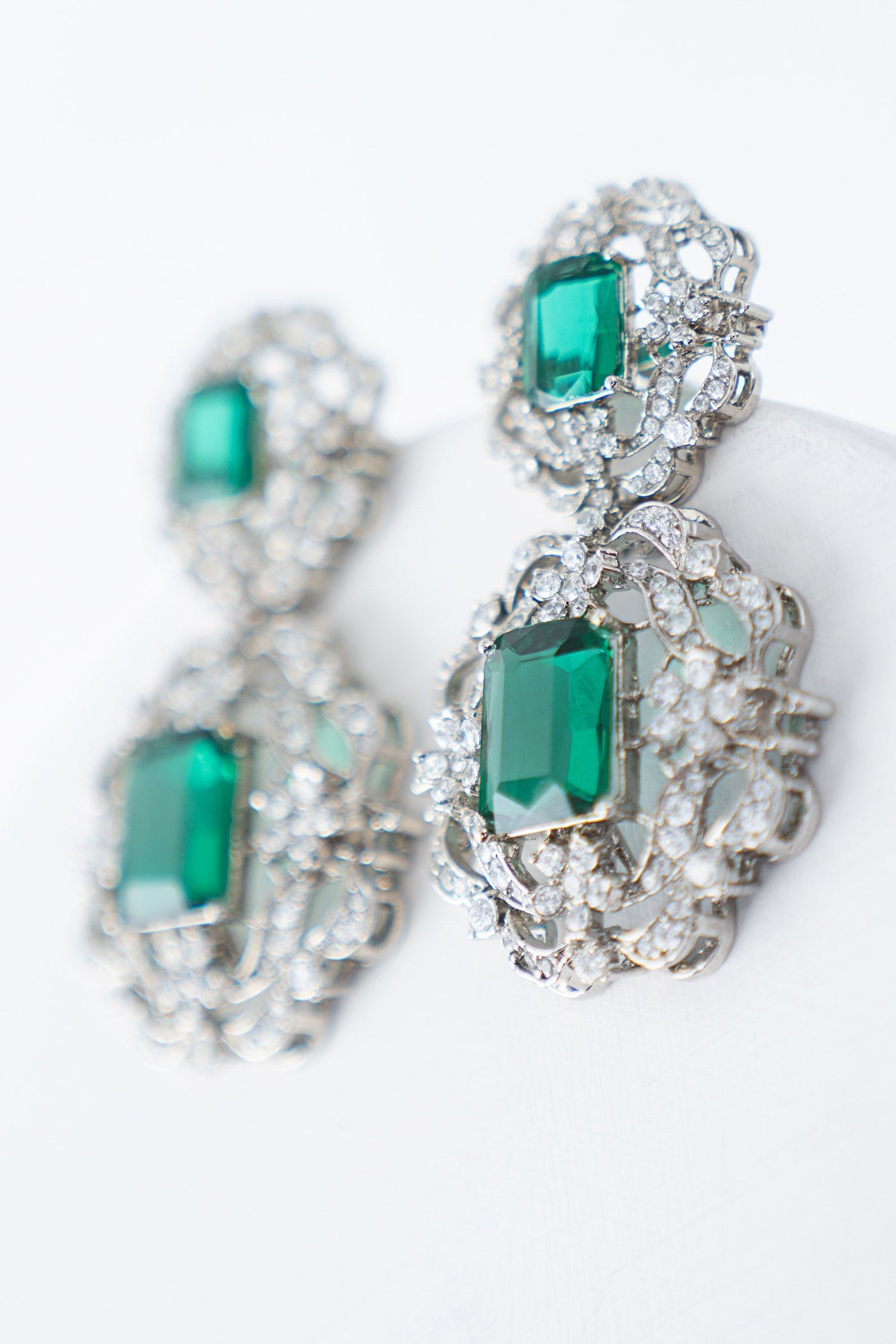 Onyzaar Earrings