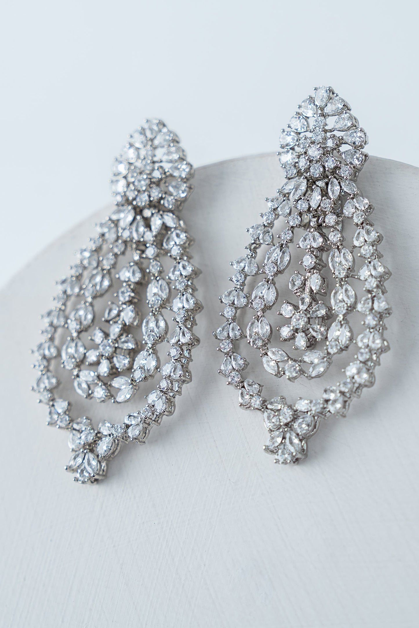 Zarinae Earrings