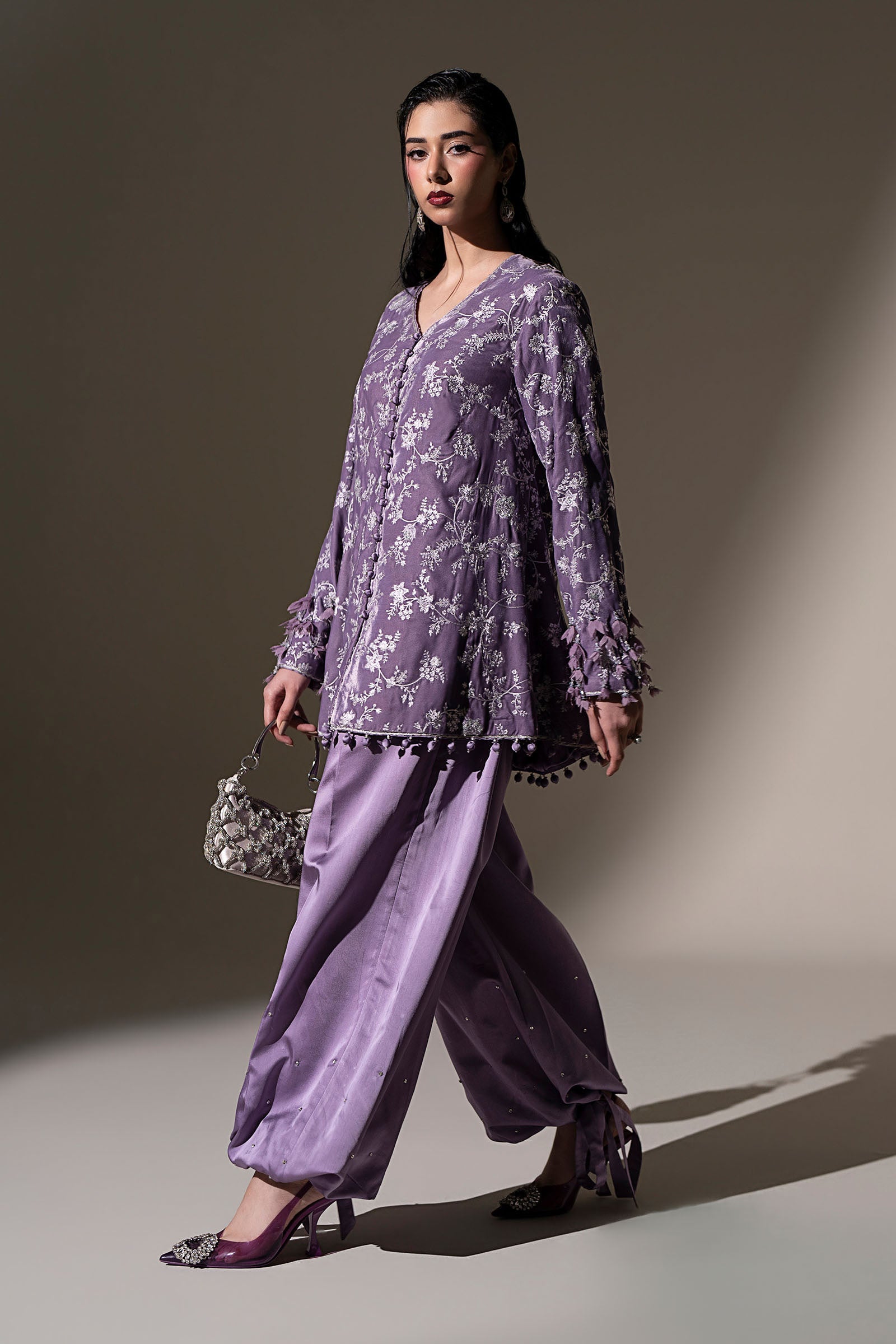 Embroidered Velvet Fabric (1Pc)
