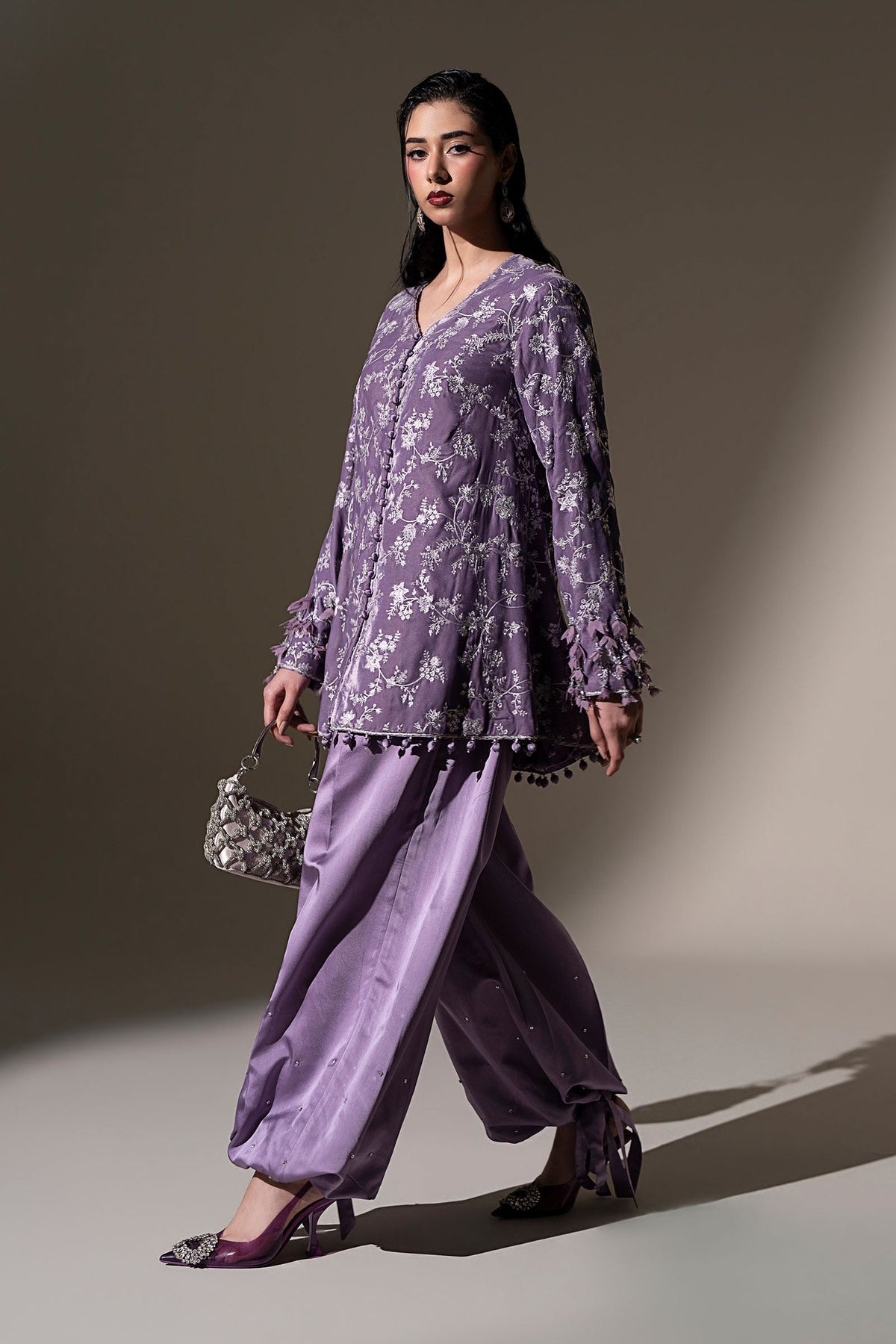 Embroidered Velvet Fabric (1Pc)