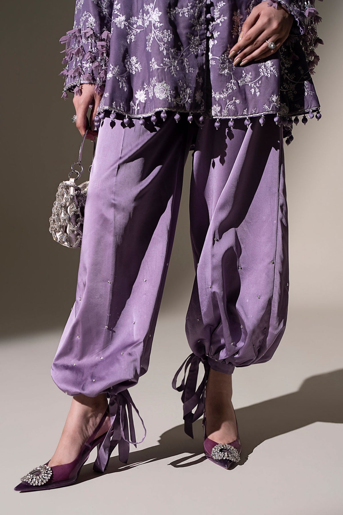 Embroidered Velvet Fabric (1Pc)