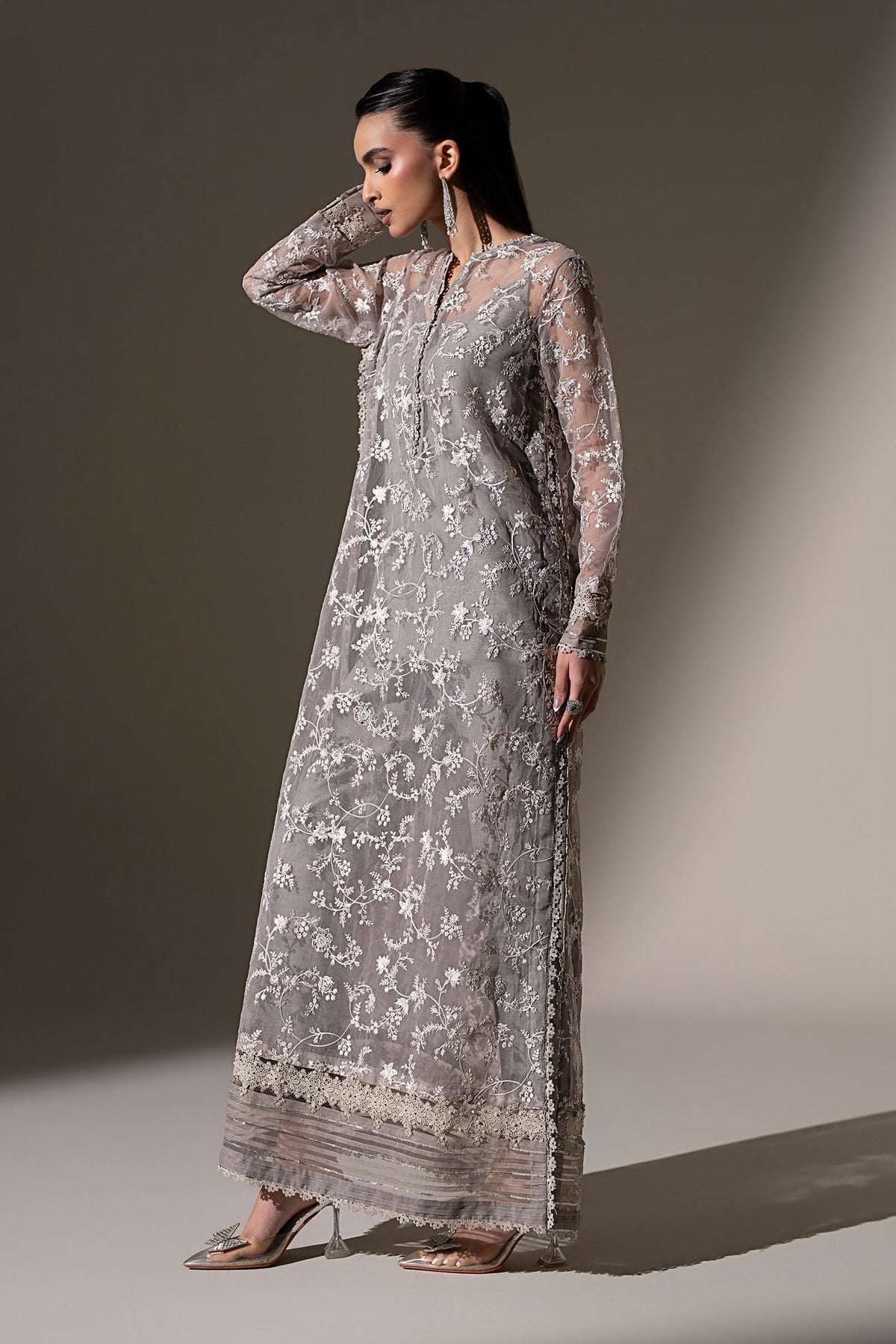 Embroidered Organza Fabric (1Pc)