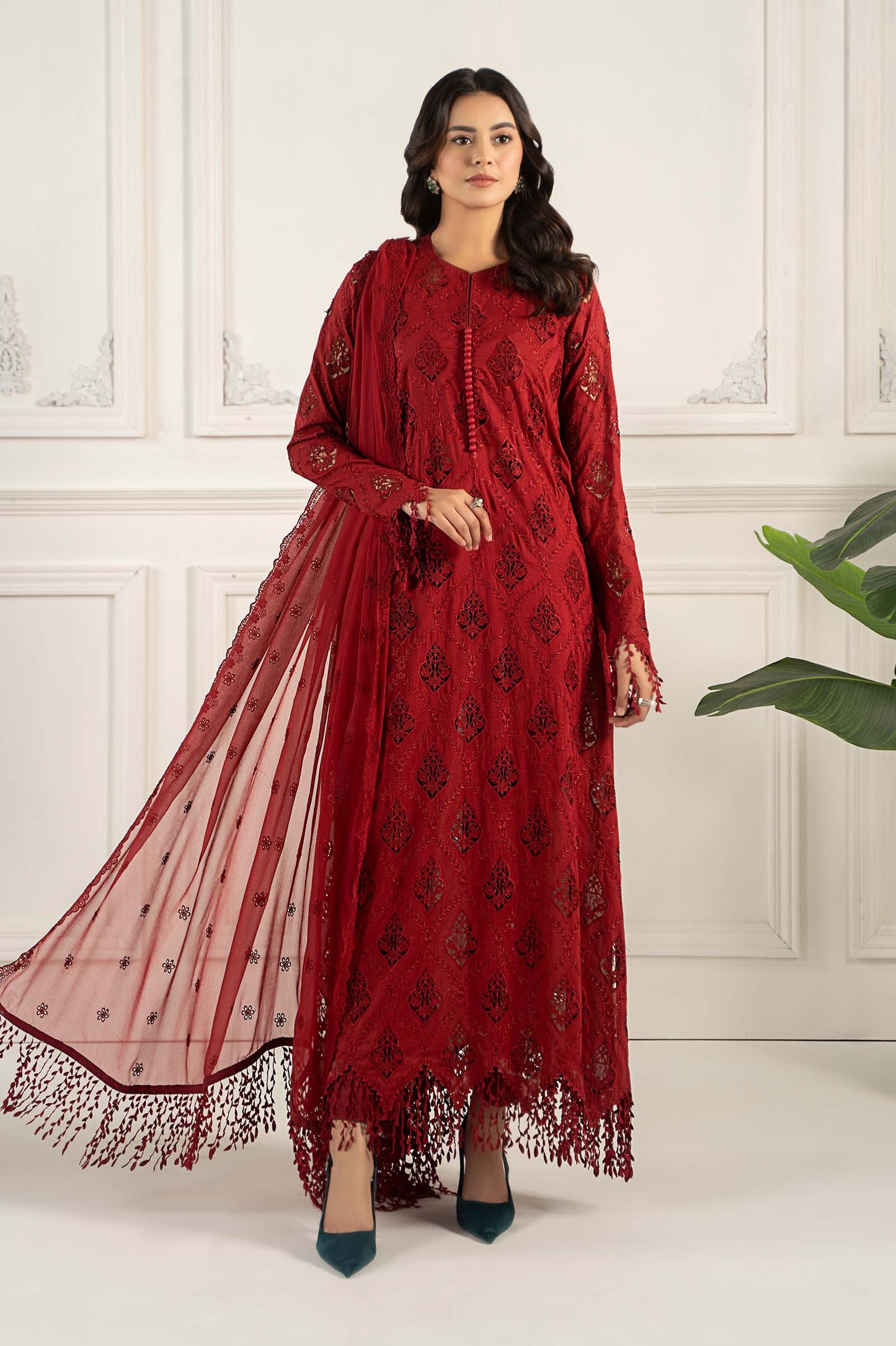 Embroidered Lawn Fabric (3Pcs) | LF-807