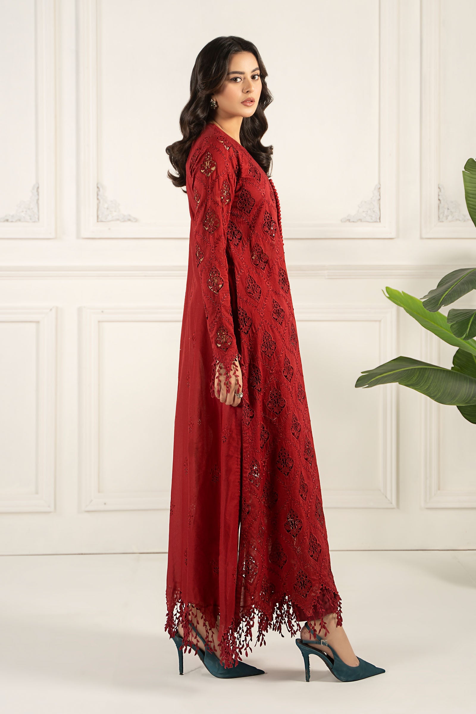 Embroidered Lawn Fabric (3Pcs) | LF-807