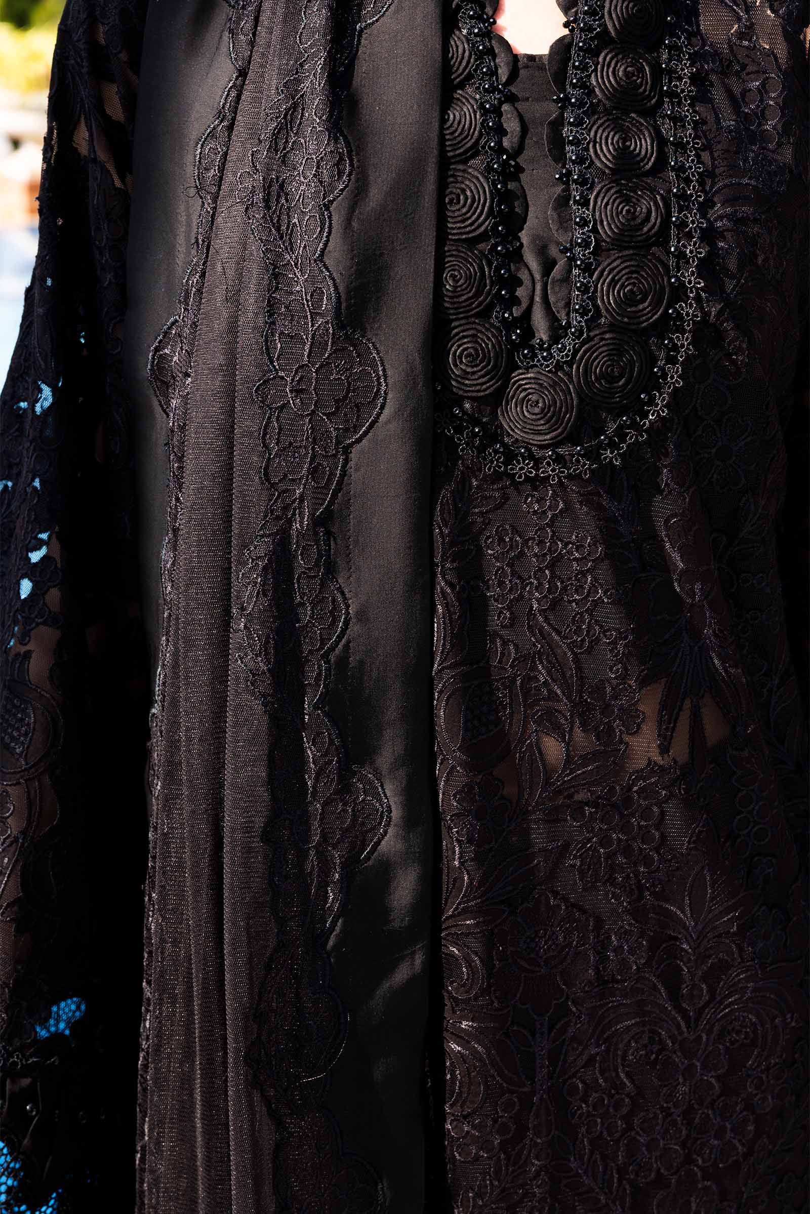 Embroidered Lawn Fabric (3Pcs)