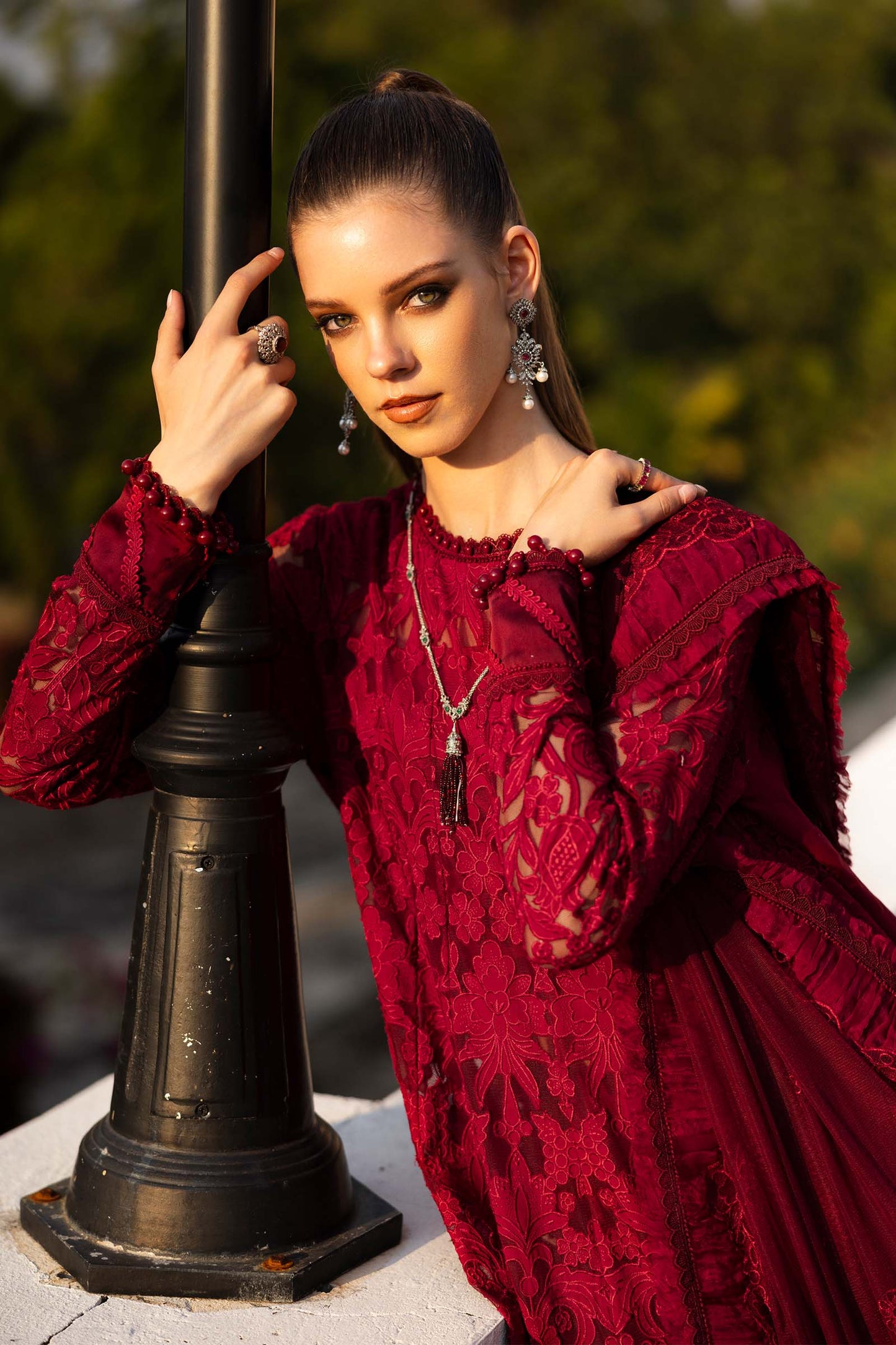 Embroidered Lawn Fabric (3Pcs)