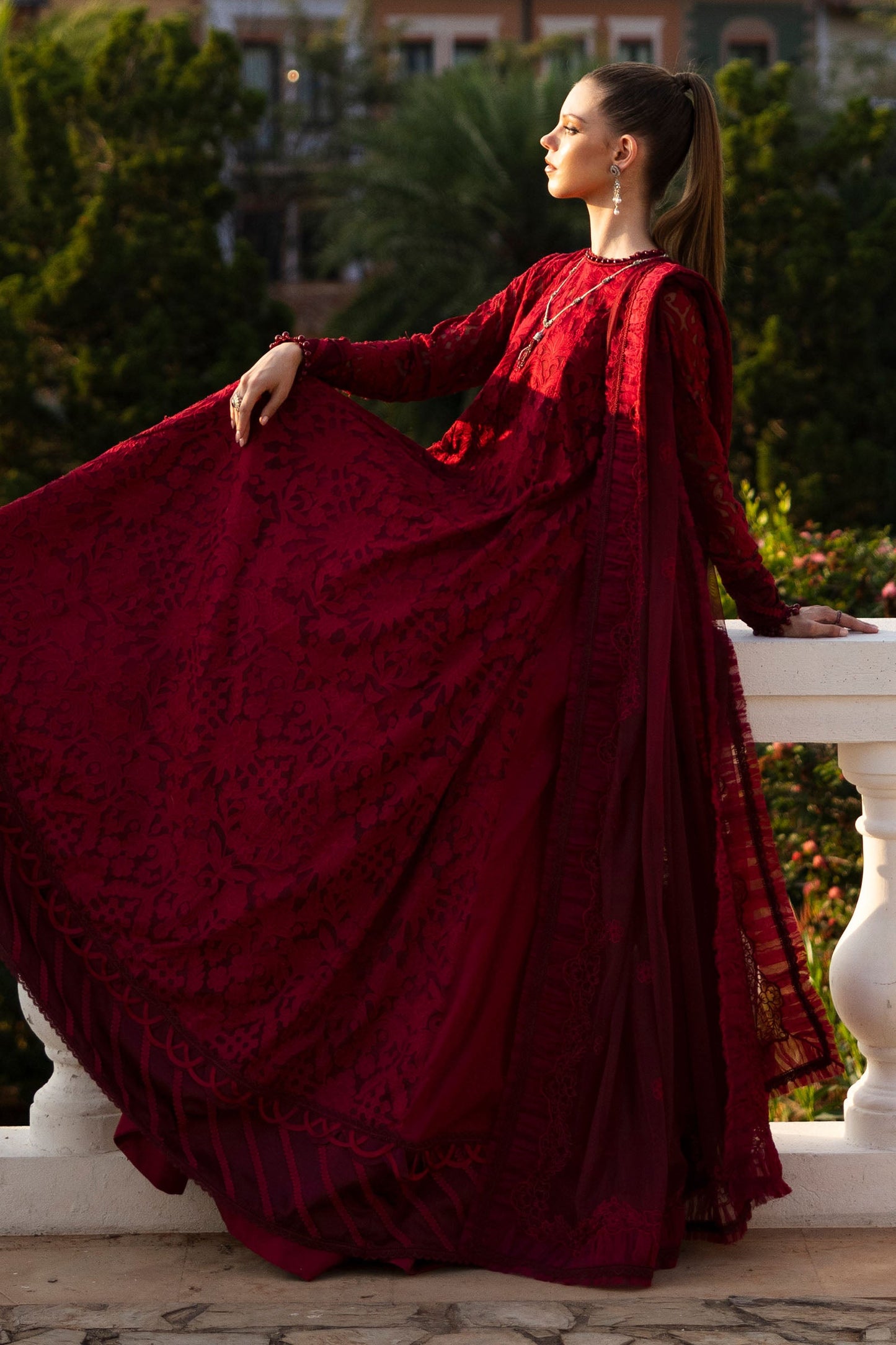 Embroidered Lawn Fabric (3Pcs)