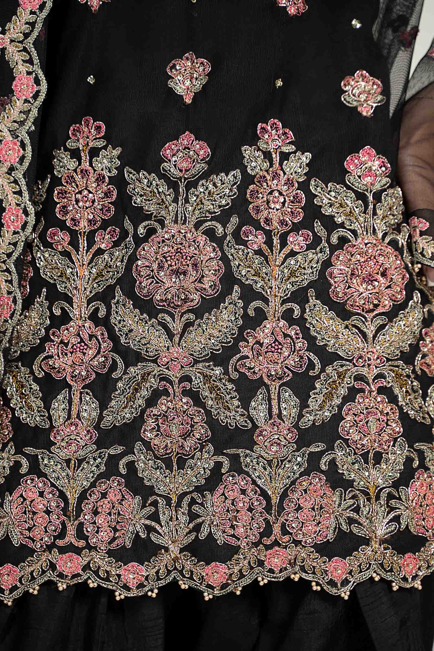 Embroidered Poly Net Fabric Sleeves | LF-704