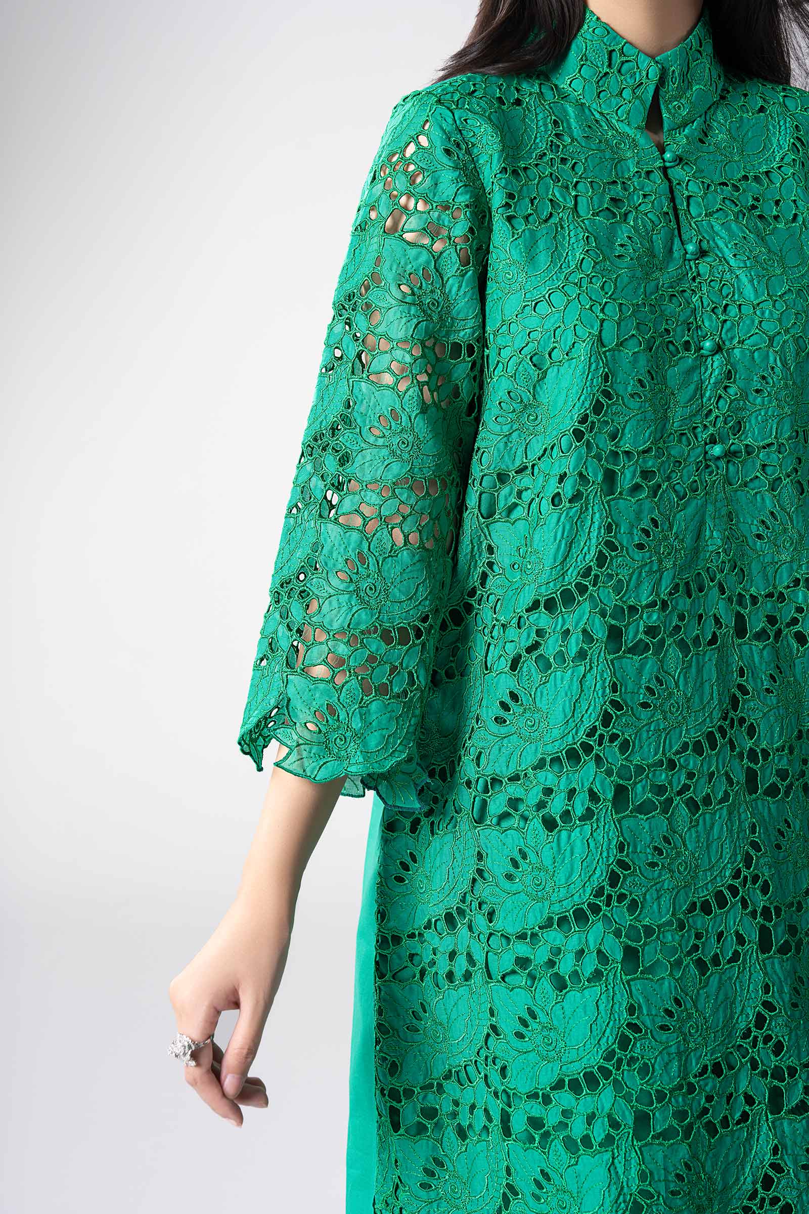 2 Pc Embroidered Lawn Suit