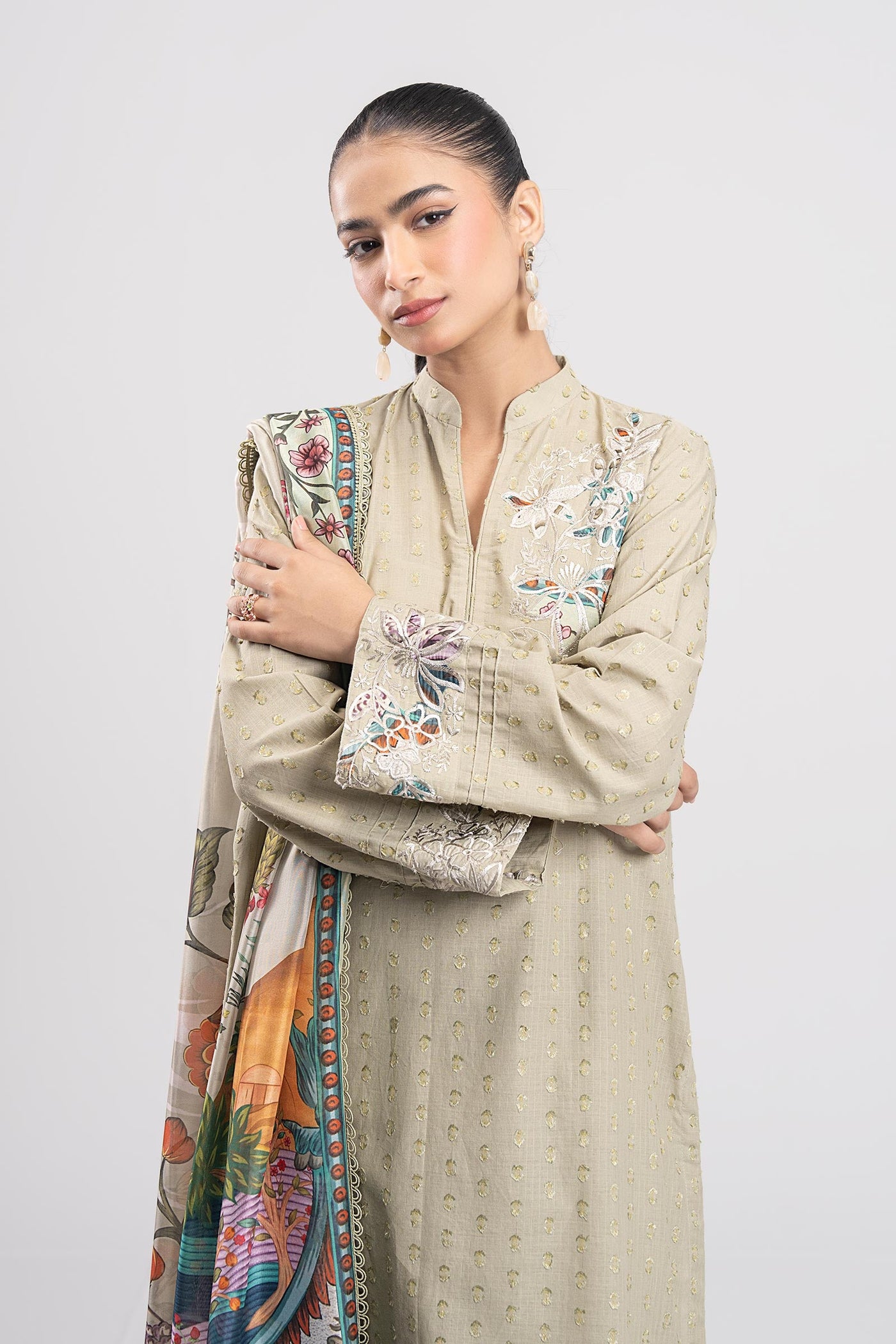 2 Pc Embroidered Lurex Suit