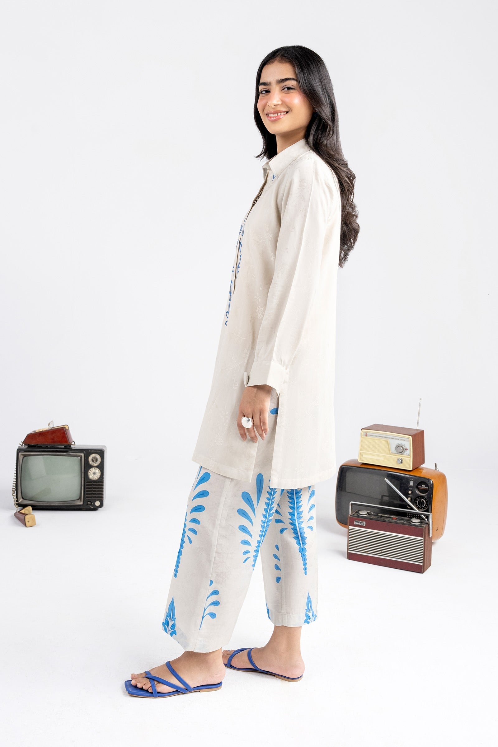 2 Pc Embroidered Dobby Viscose Suit