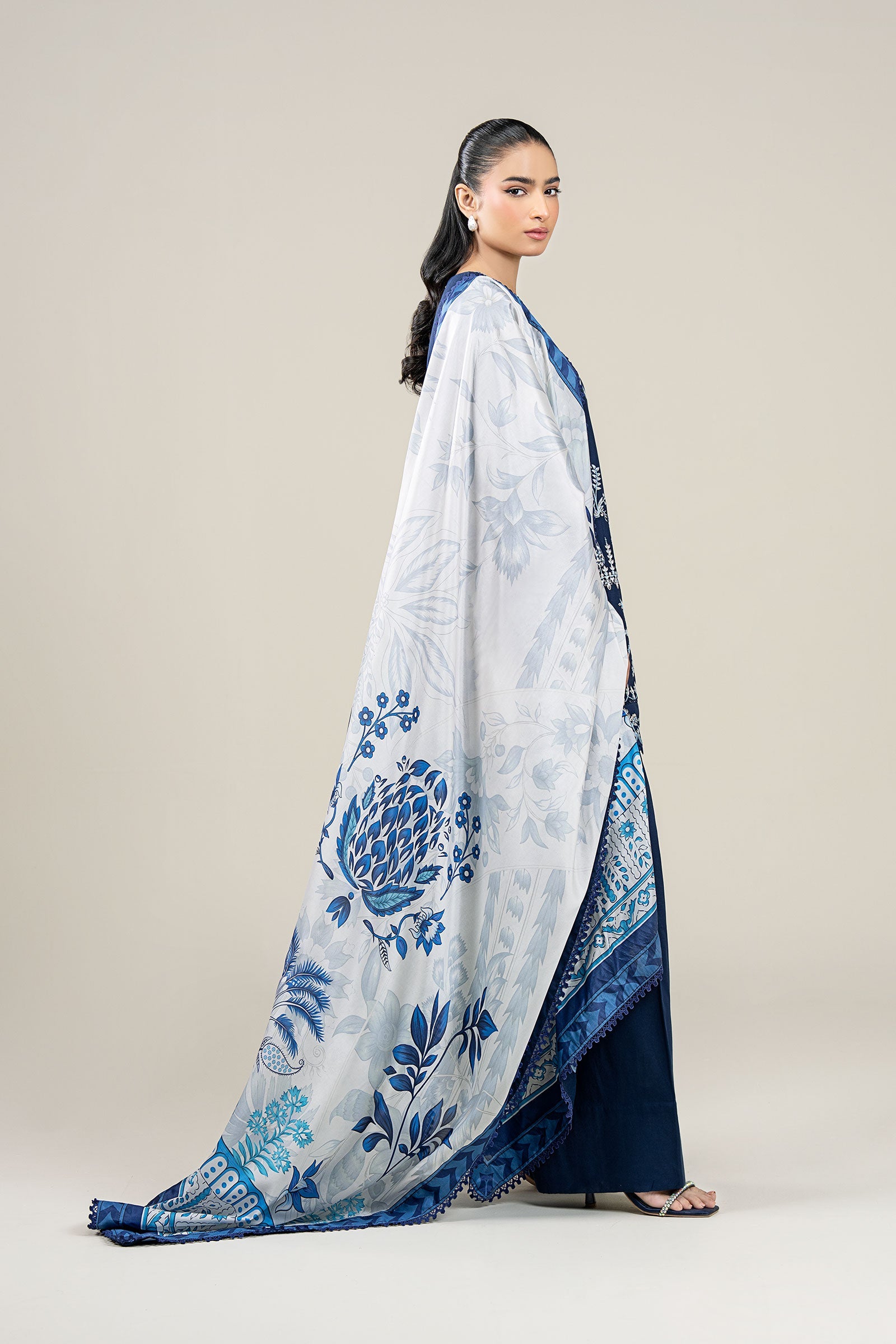 3 Pc Embroidered Crosshatch Lawn Suit