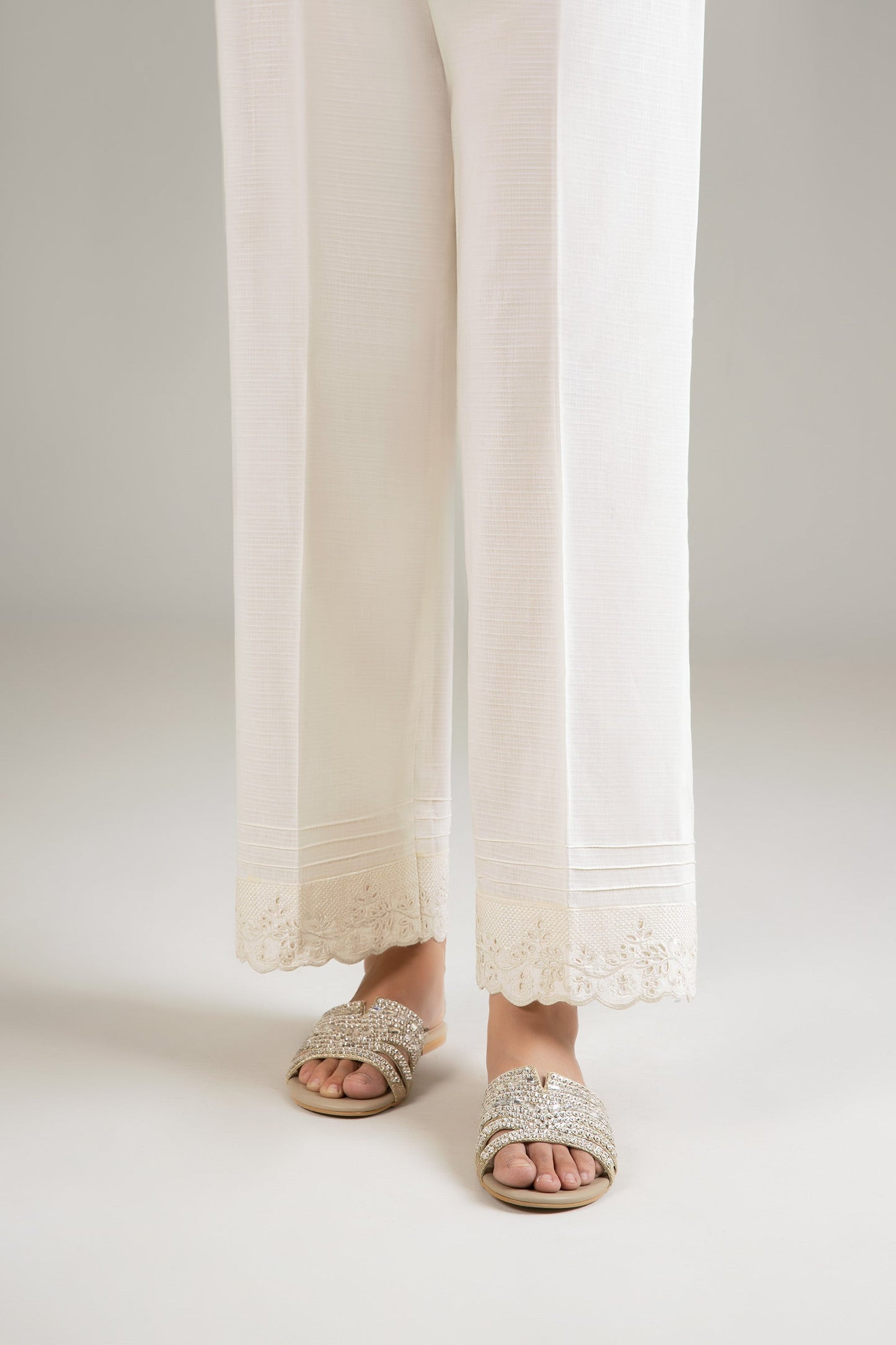 Embroidered Dobby Trouser