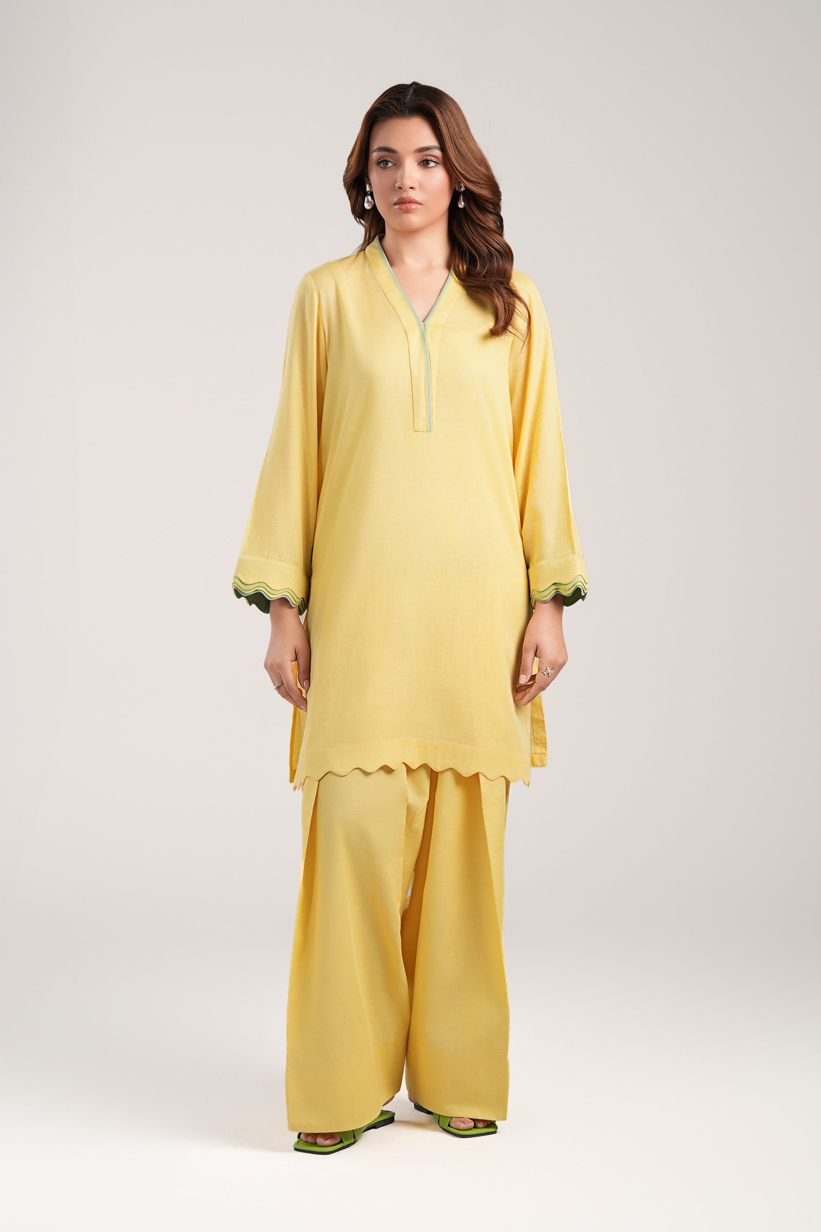 2 Pc Dyed Slub Lawn Suit