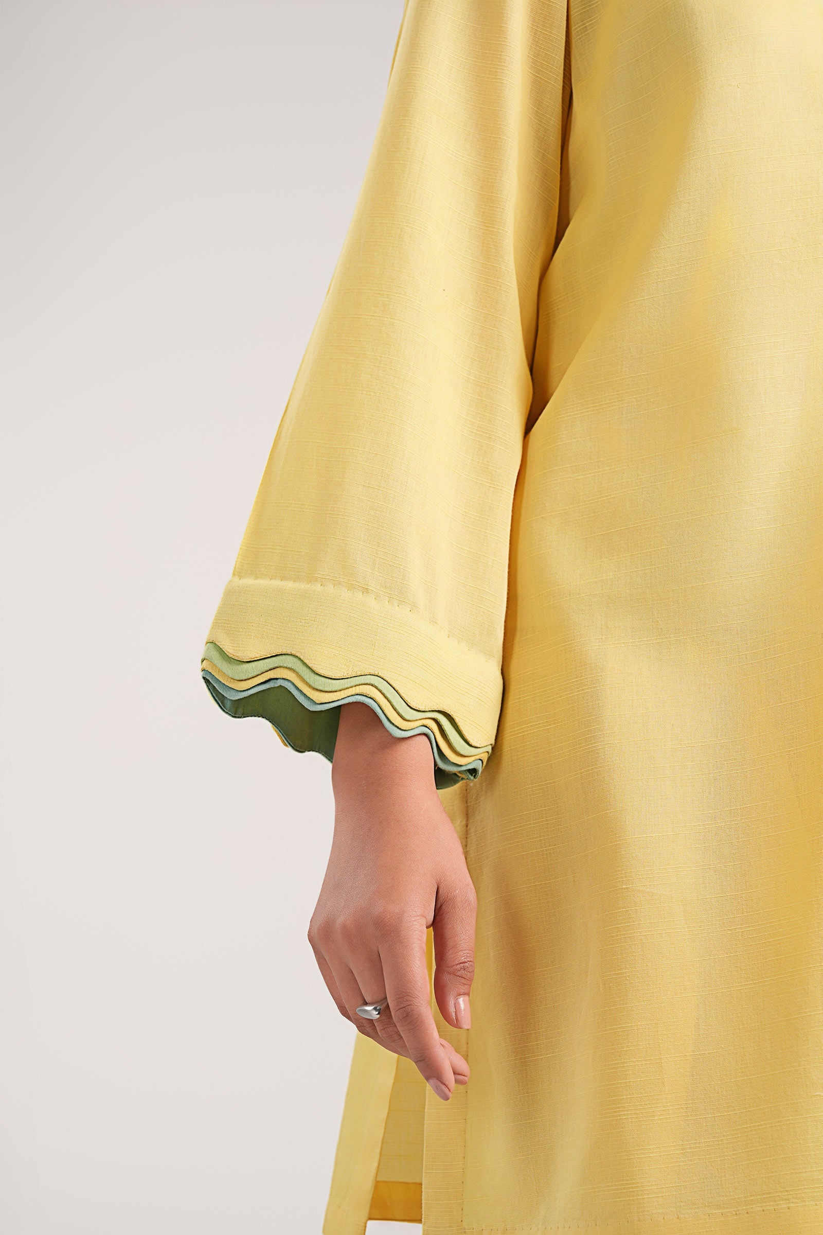 2 Pc Dyed Slub Lawn Suit