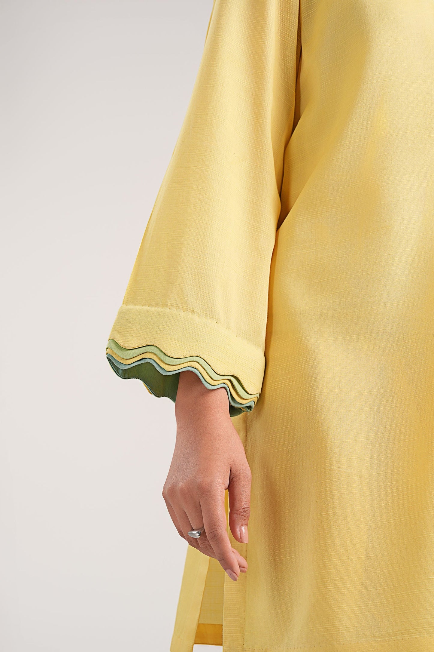 2 Pc Dyed Slub Lawn Suit