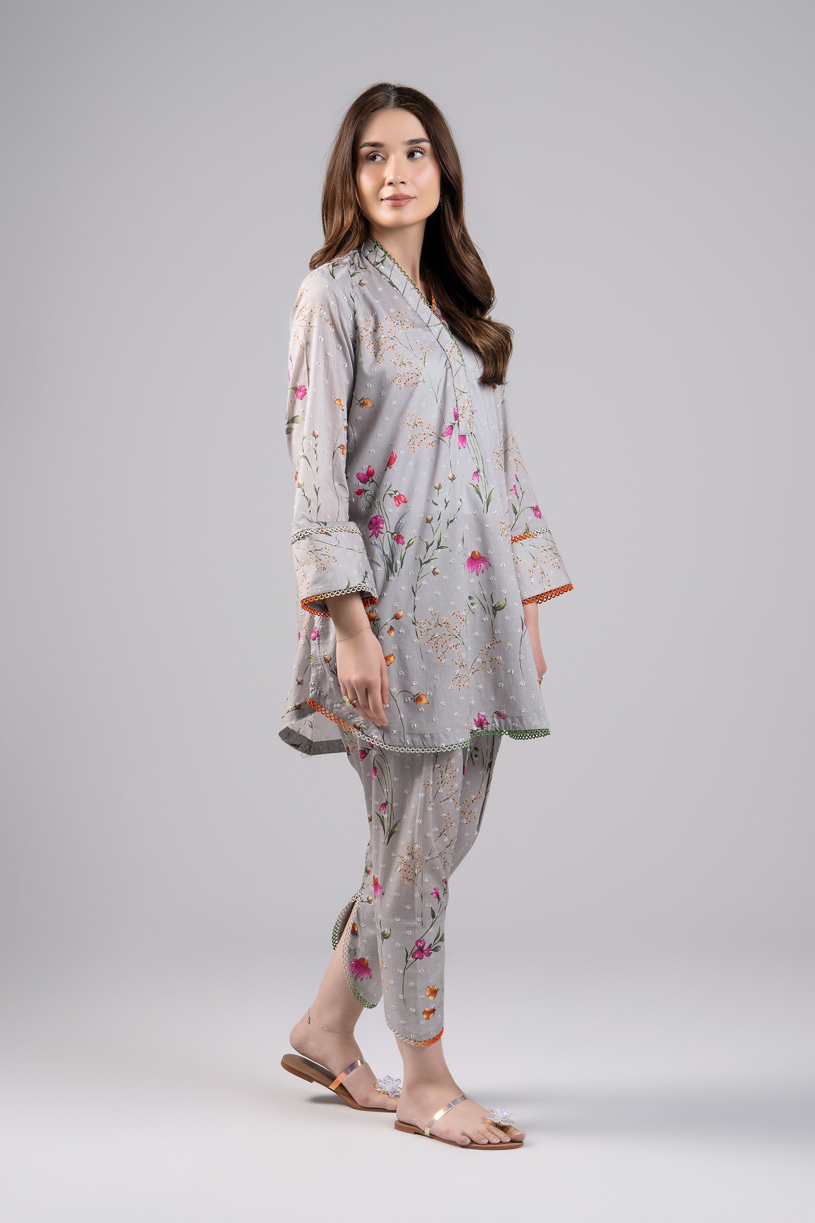 2 Pc Printed Brochia Suit
