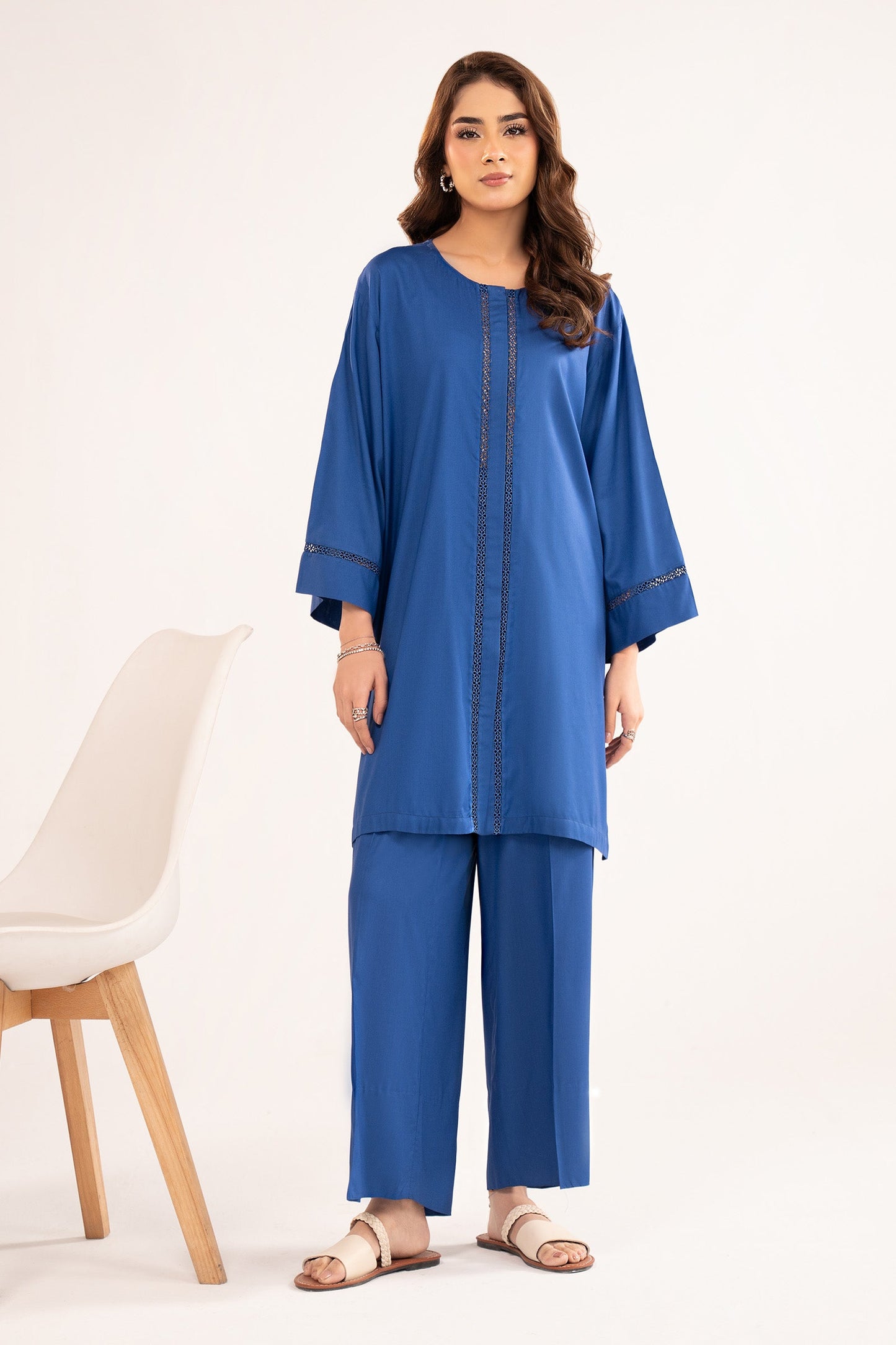 2 Pc Dyed Arabic Lawn Suit