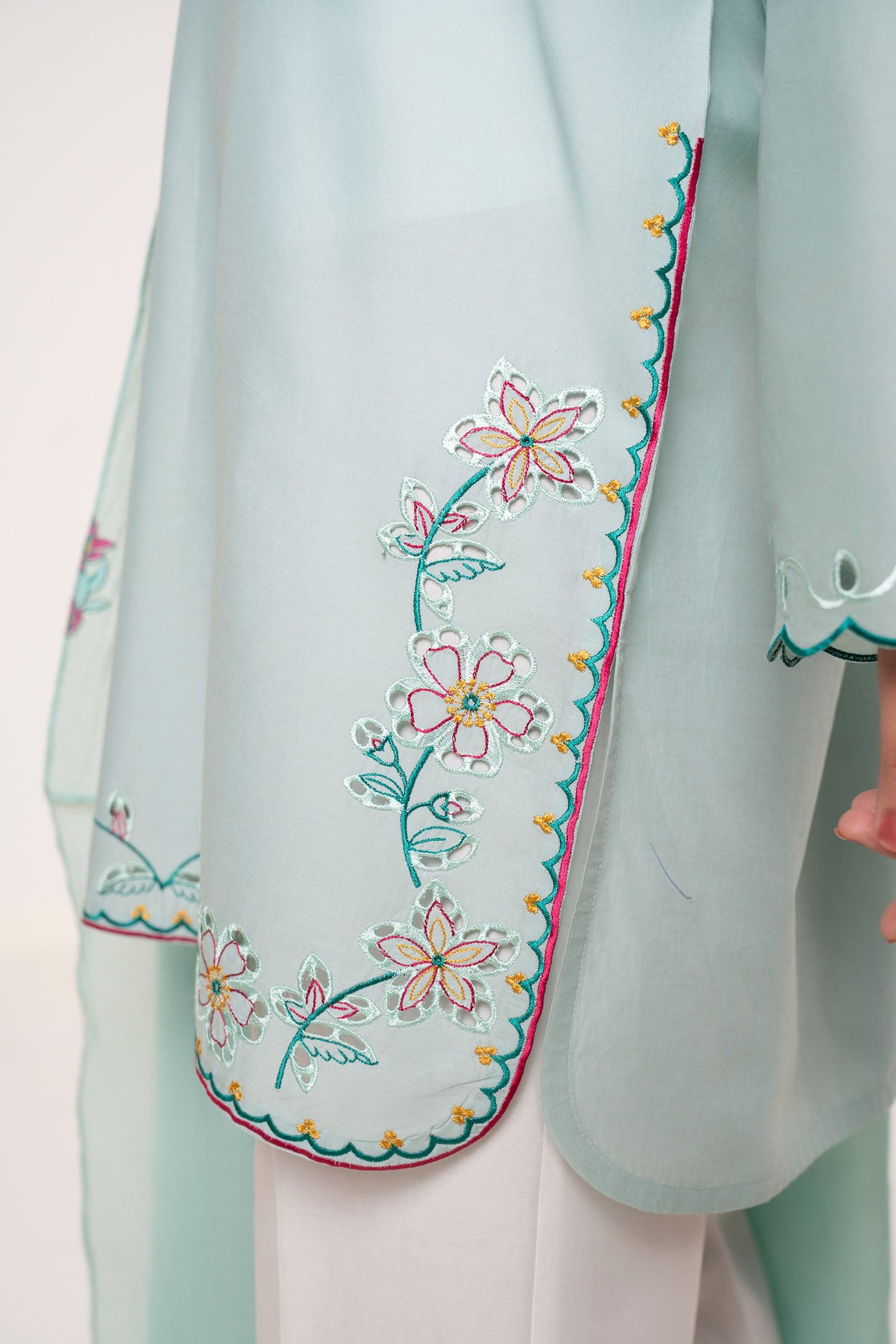 2 Pc Embroidered Lawn Suit