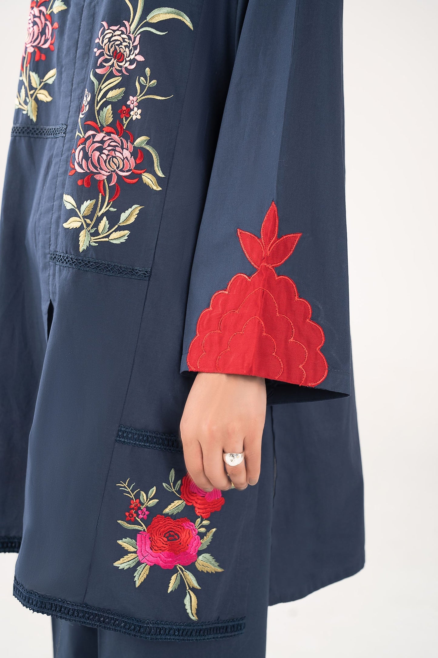 2 Pc Embroidered Lawn Suit