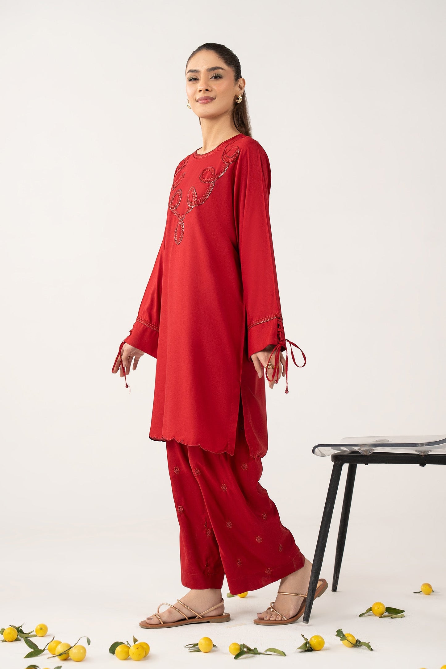 2 Pc Embroidered Arabic Lawn Suit