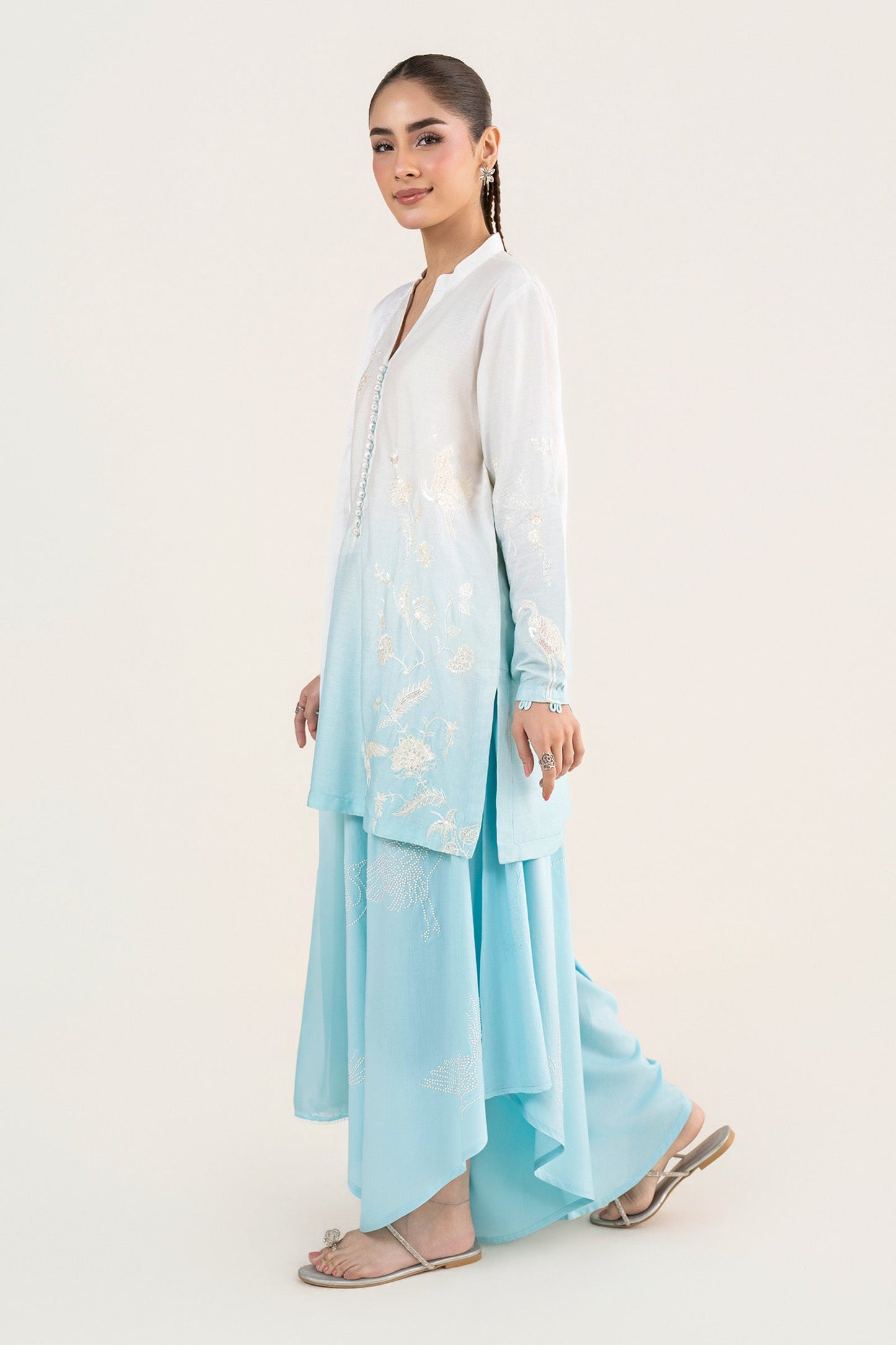 3 Pc Embroidered Arabic Lawn Suit